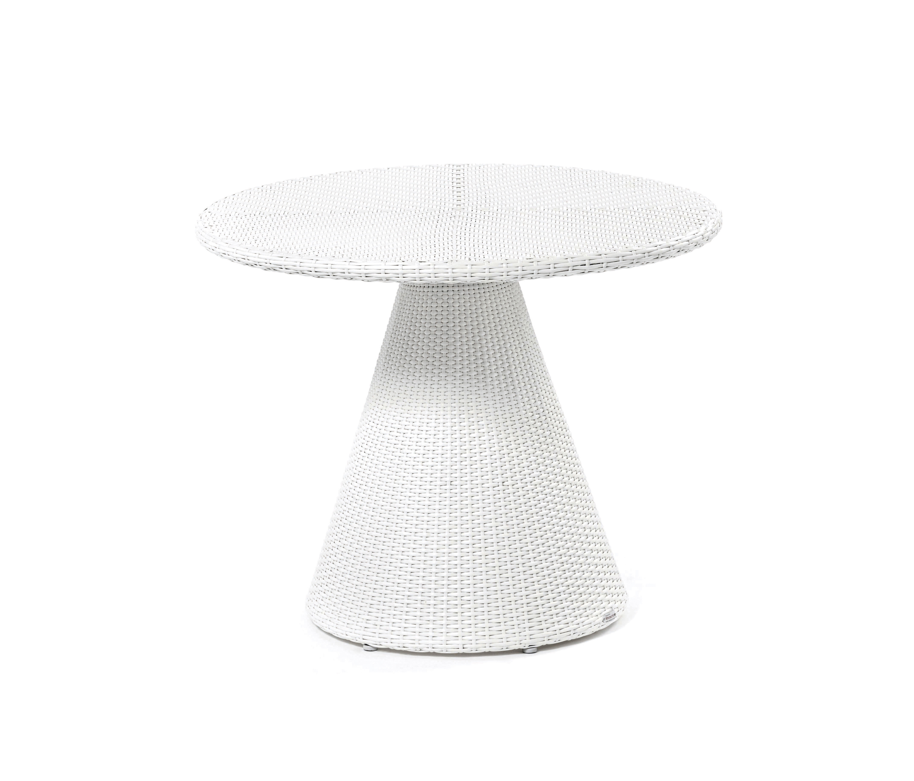 Display product Tulip table from manufacturer Varaschin