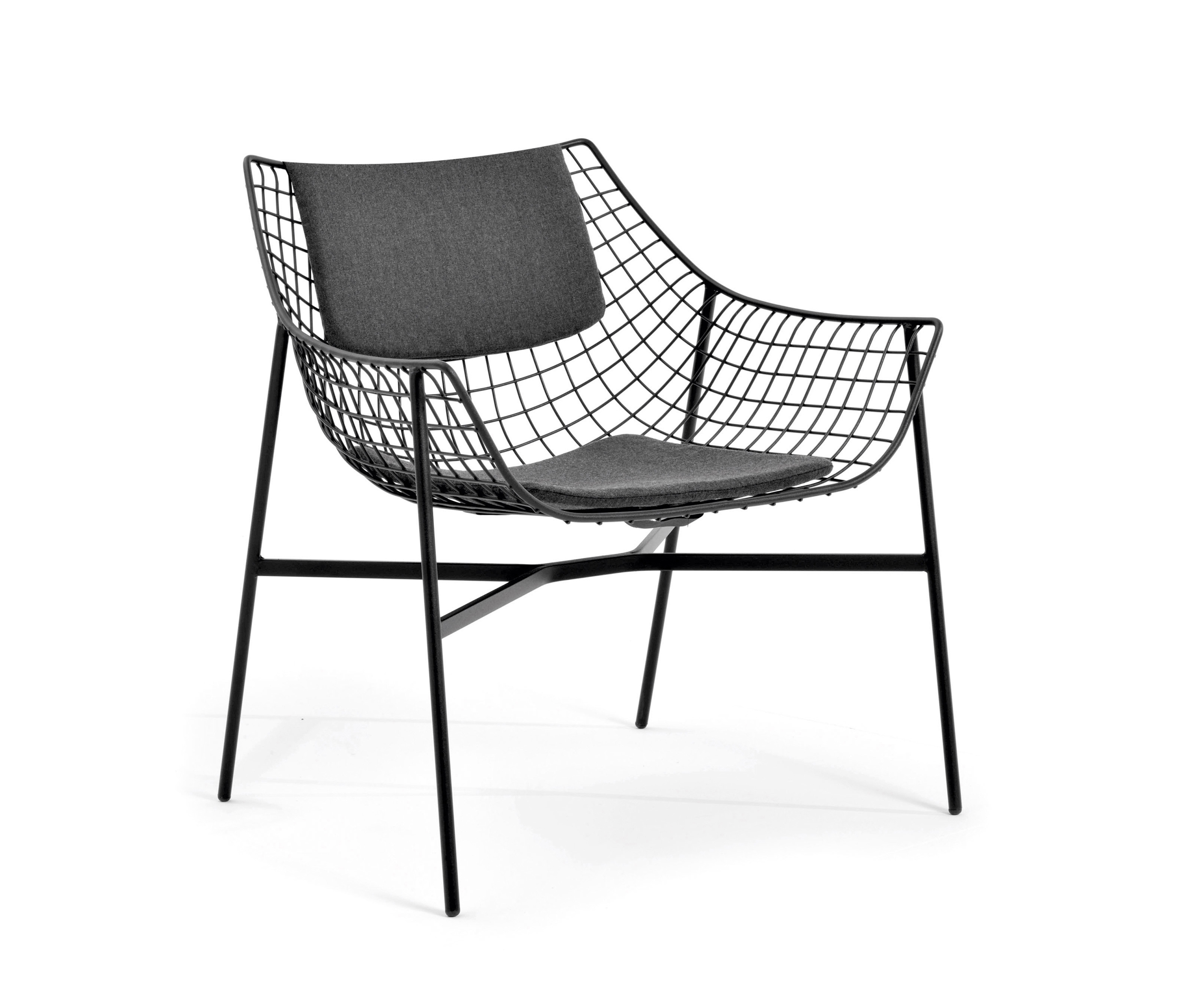 Display product Summerset lounge chair from manufacturer Varaschin