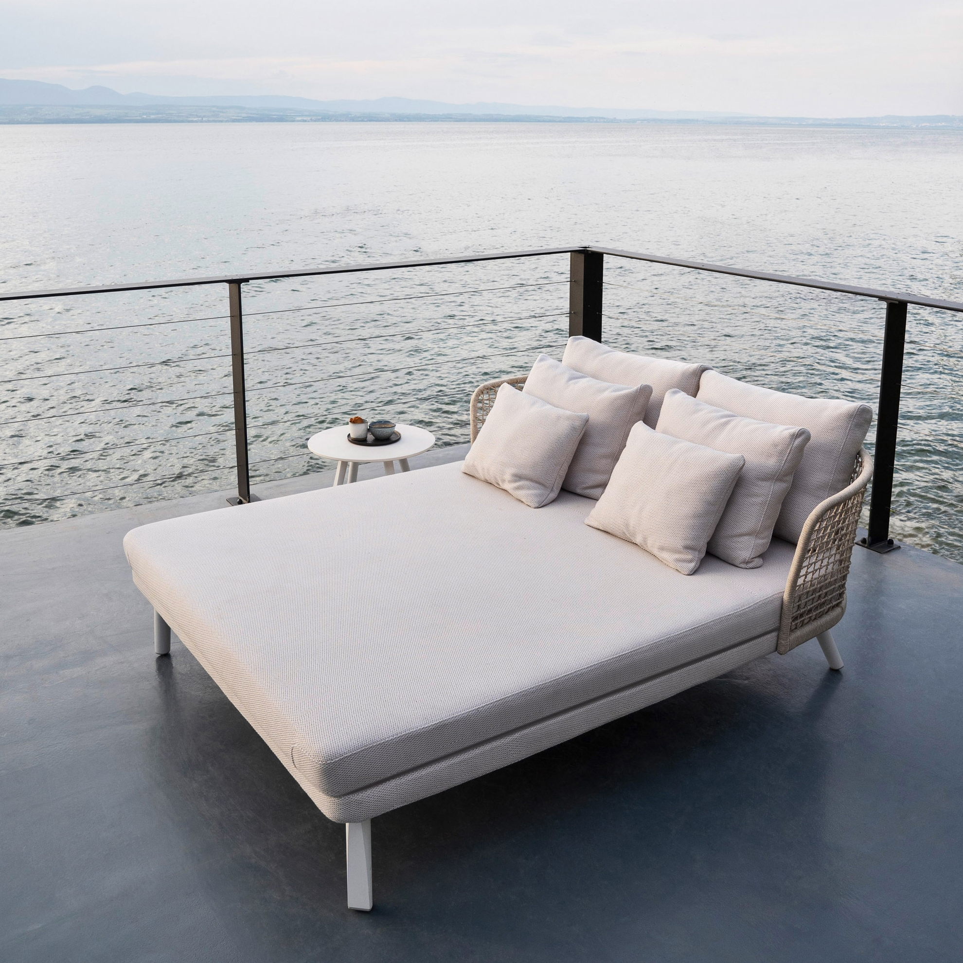 Display product Emma Confort Daybed from manufacturer Varaschin