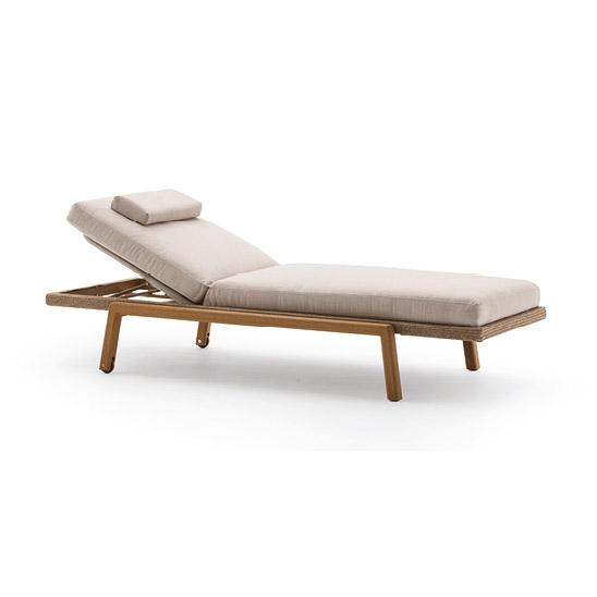 Display product Gianna Sunlounger from manufacturer Varaschin