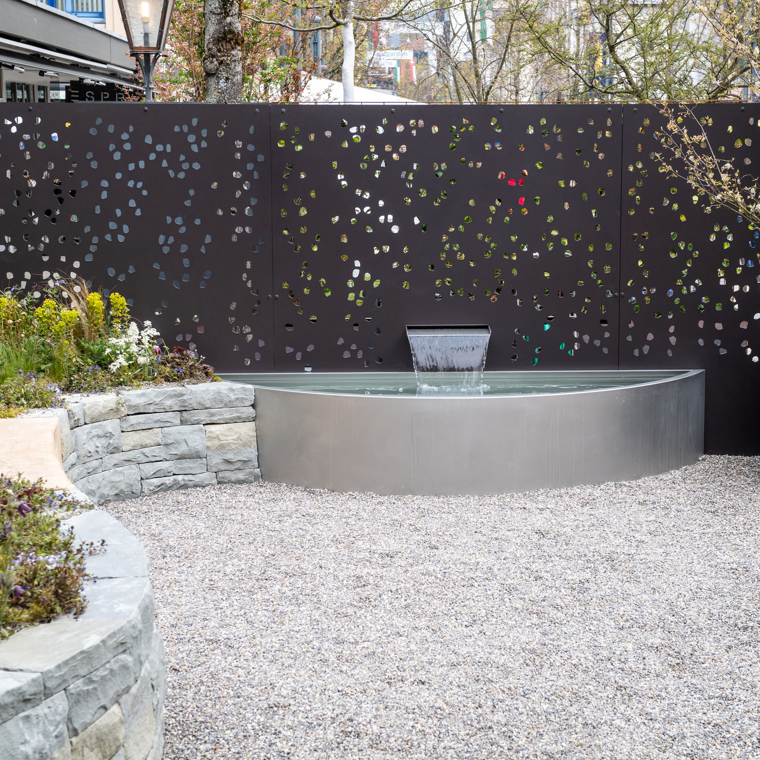 GARDEN DESIGN ELEMENTS