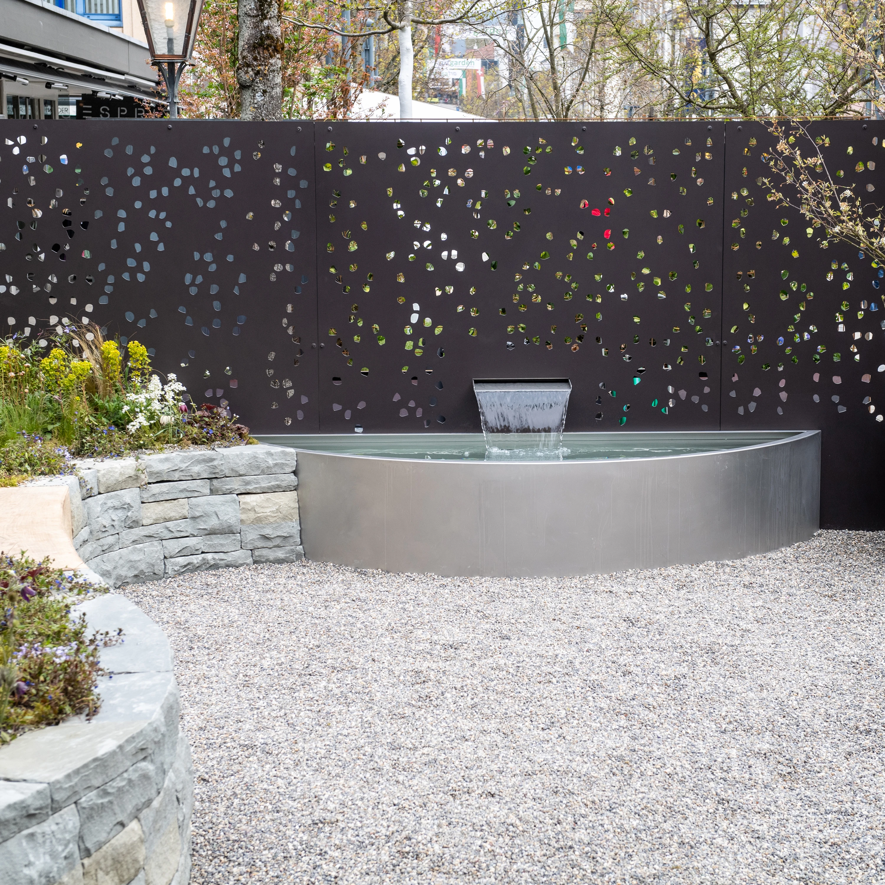 GARDEN DESIGN ELEMENTS