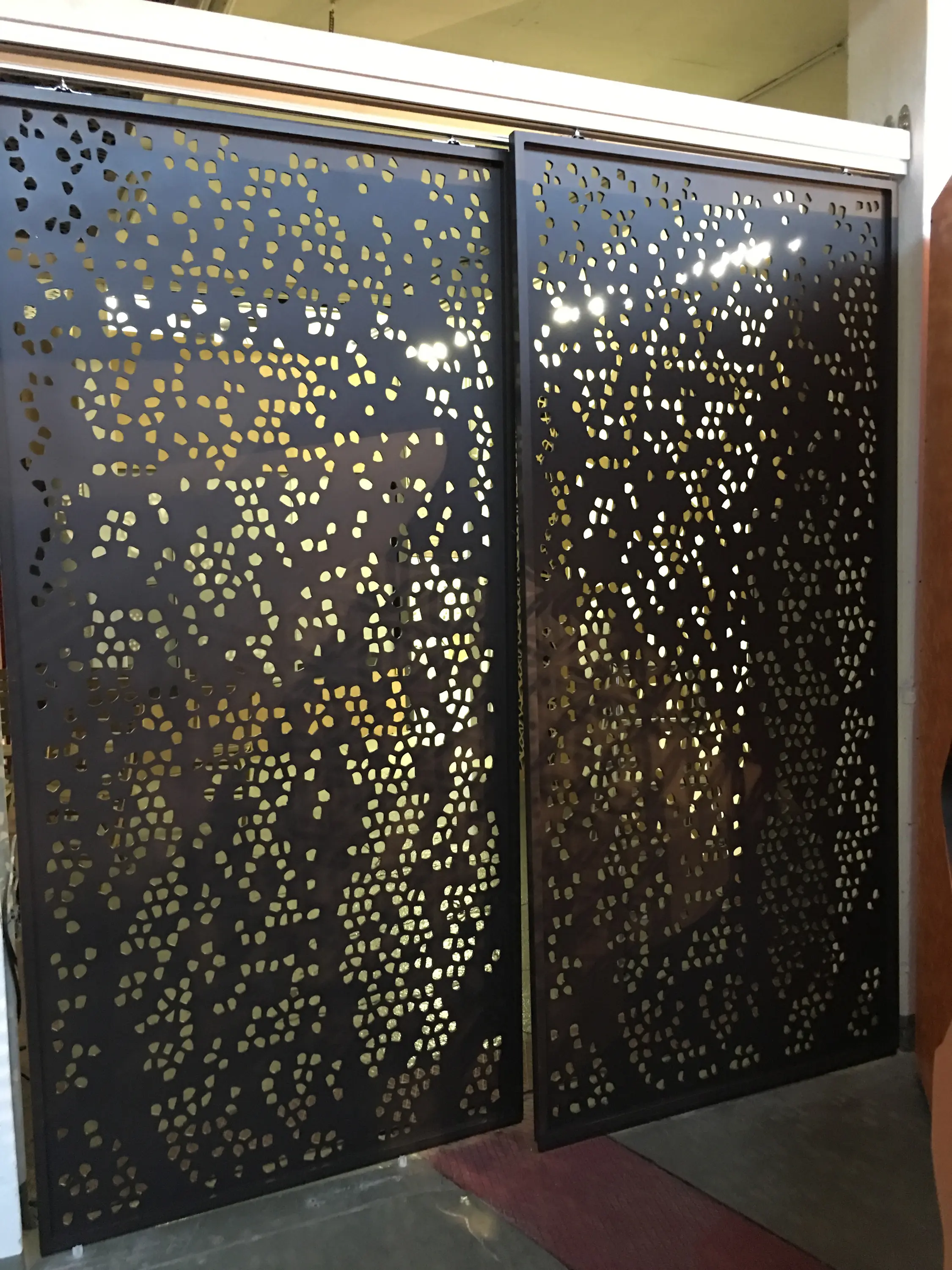 Bruag - CELLON® design | Room Partitions