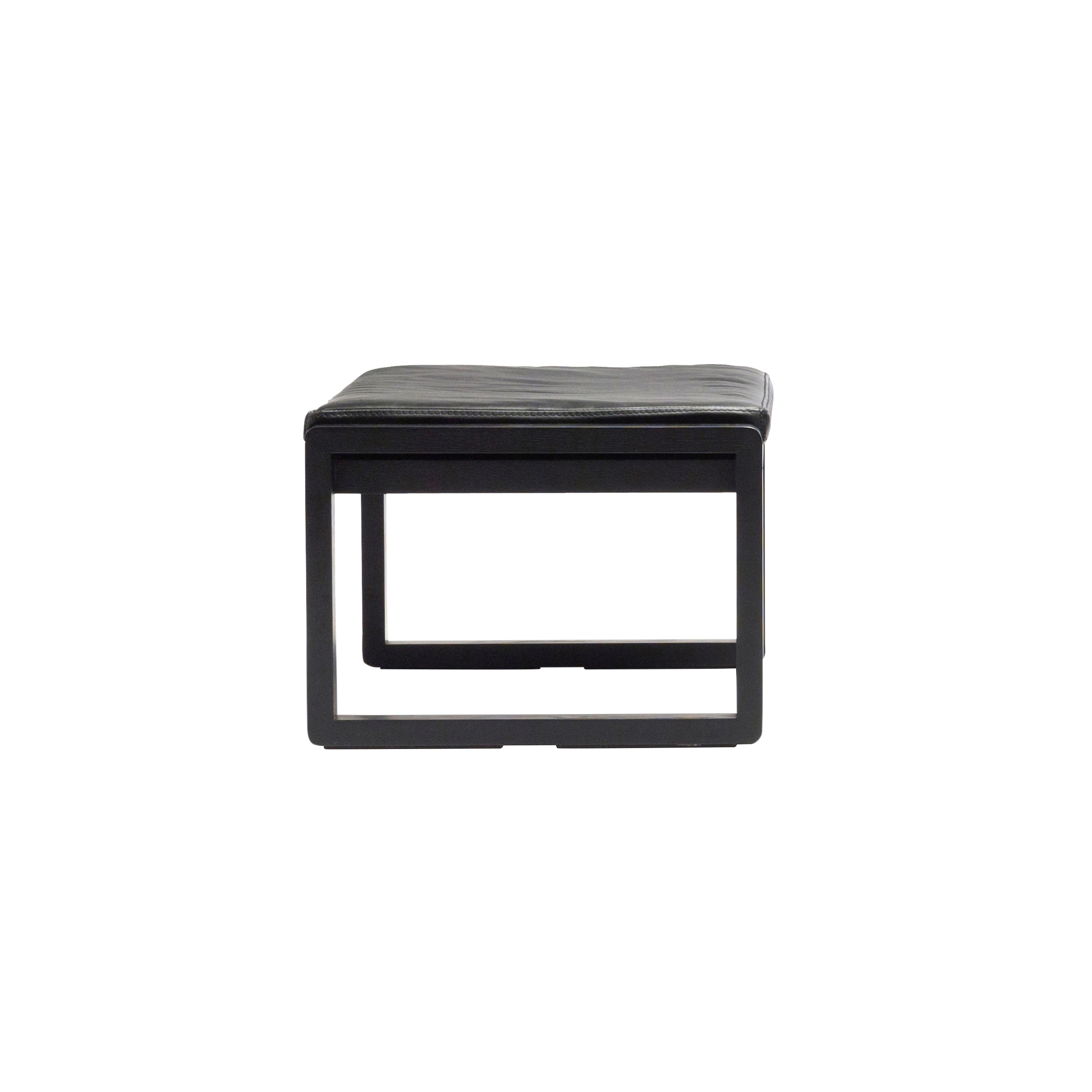 Display product Lazy Sunday footstool from manufacturer Indera