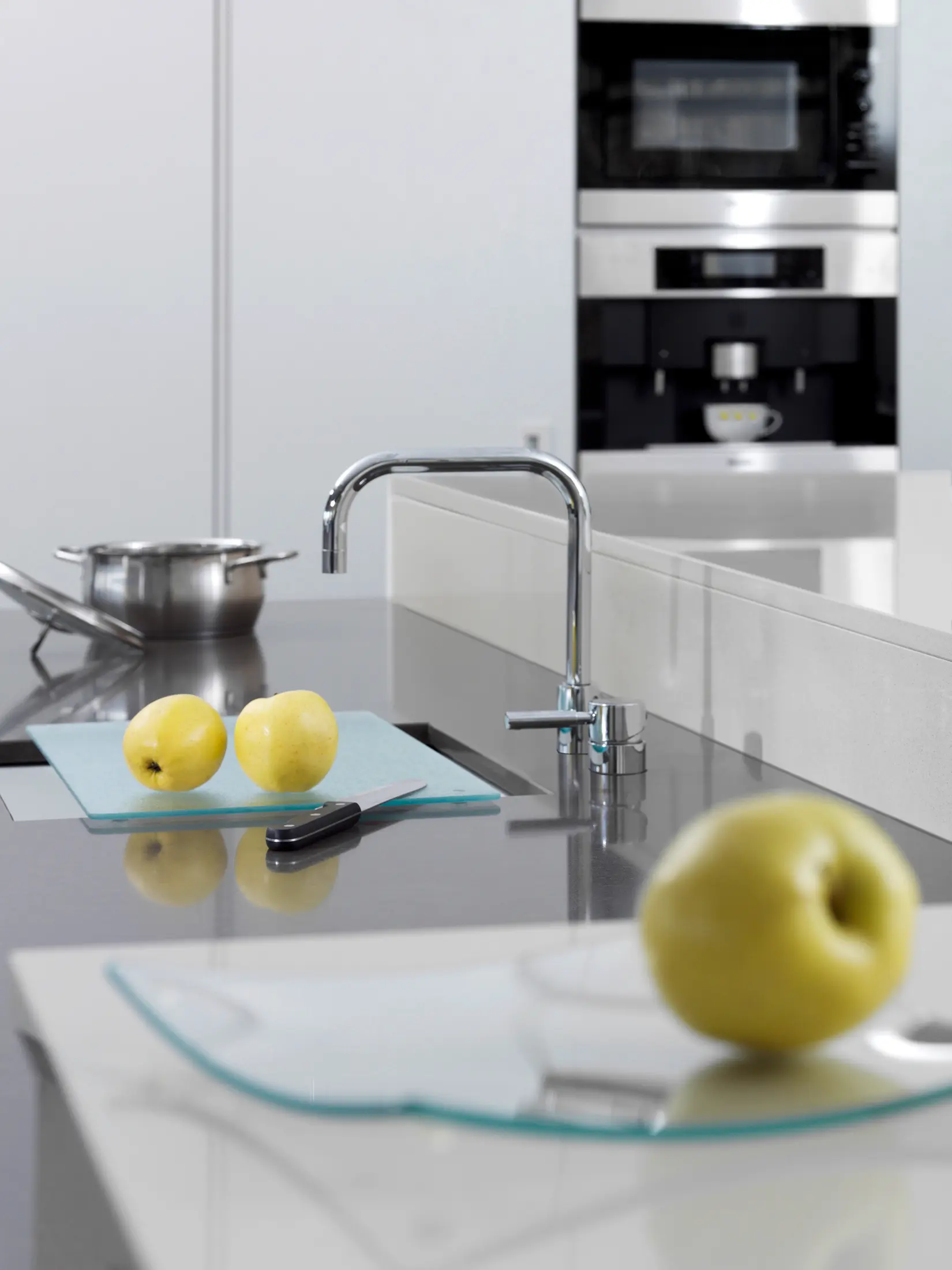 REHAU - RAUVISIO quartz - Biancore 1115L