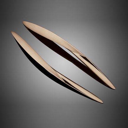 Mostra il prodotto Cast Door Pulls del produttore Forms+Surfaces®