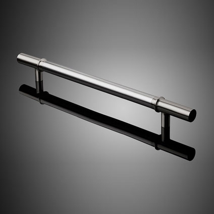 Afficher le produit Configurable Door Pulls du fabricant Forms+Surfaces®