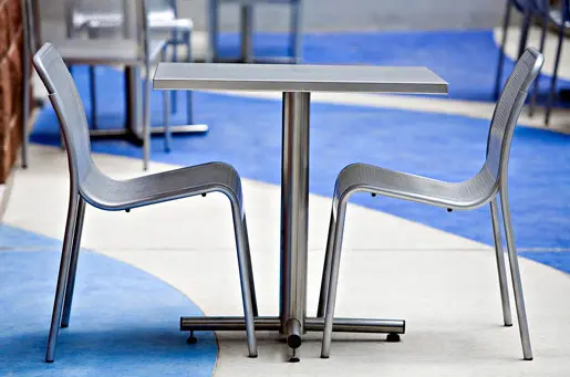 Forms+Surfaces® - Cross Table