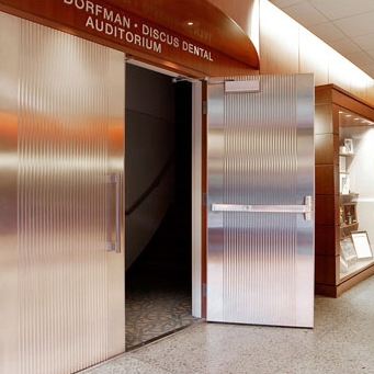 Produkt Fire-Rated Doors des Herstellers Forms+Surfaces® anzeigen