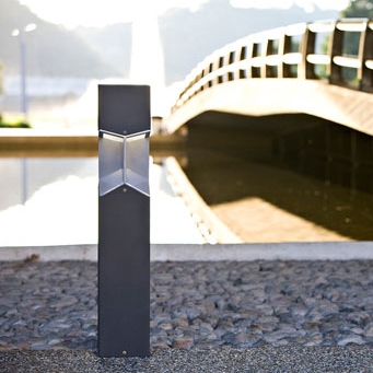 Display product Knight Family from manufacturer Forms+Surfaces®