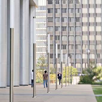 Mostrar el producto Lights Column Family del fabricante Forms+Surfaces®