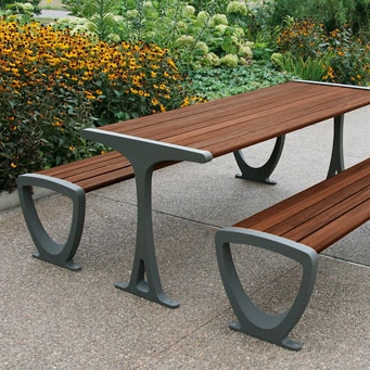 Produkt Trio Family des Herstellers Forms+Surfaces® anzeigen