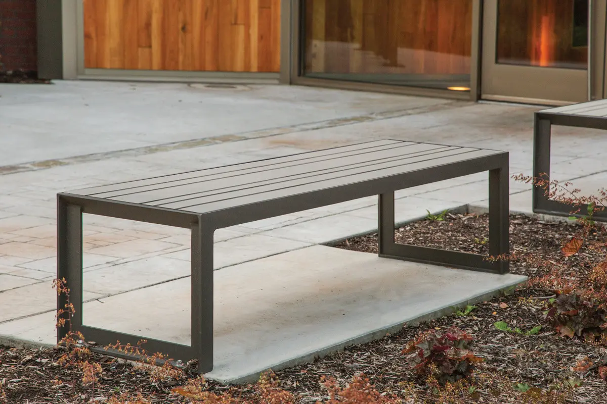 Forms+Surfaces® - Dash Bench