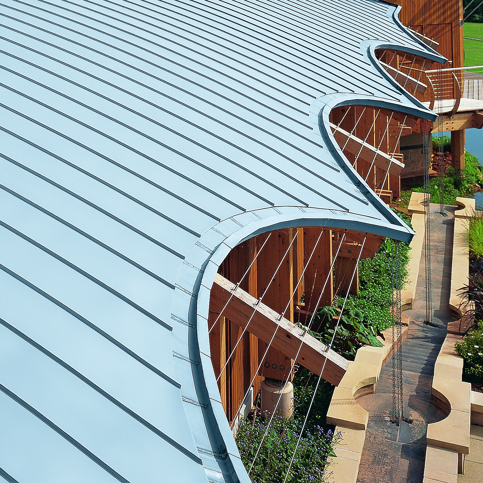 Mostra il prodotto Roof covering | Double standing seam del produttore RHEINZINK