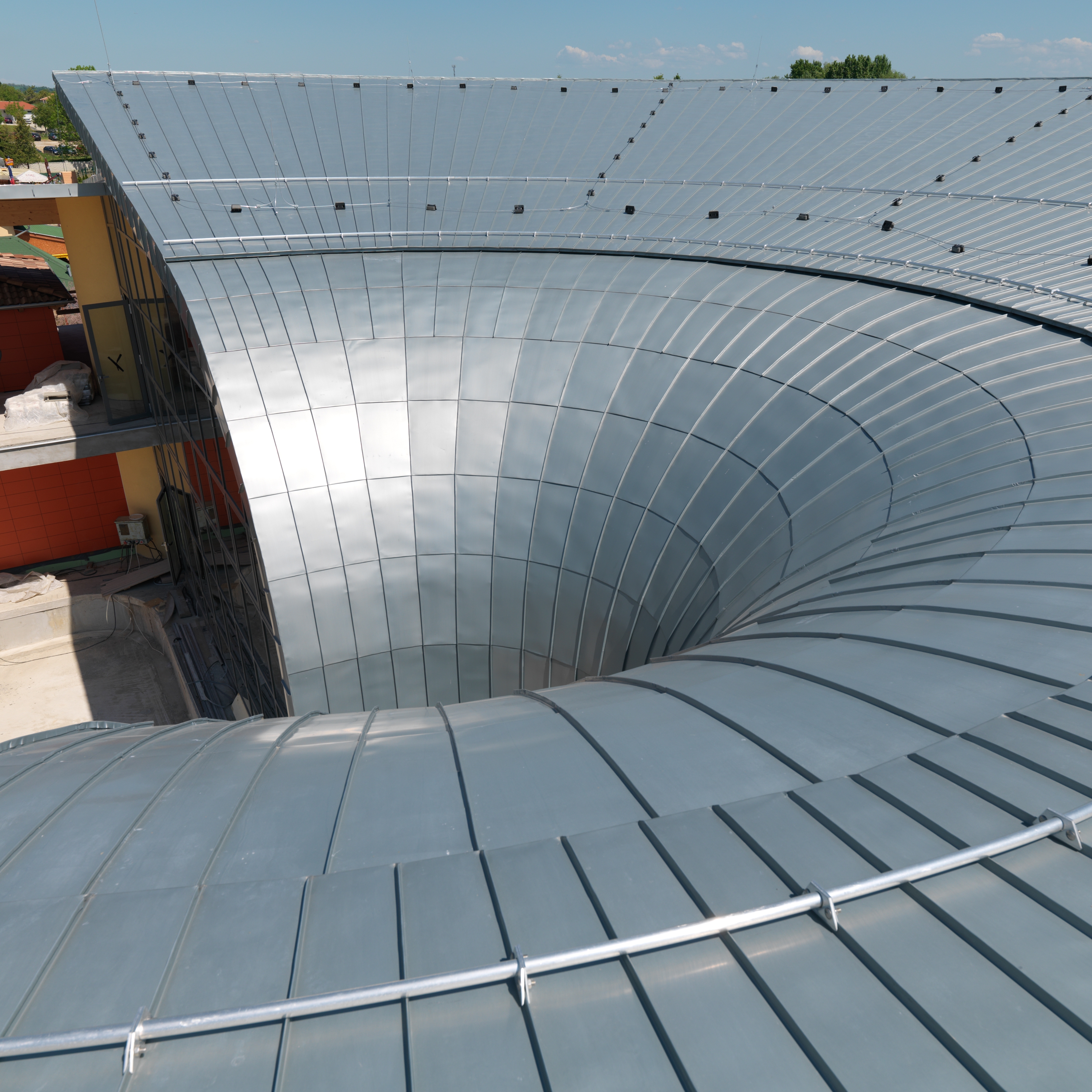Mostra il prodotto Roof covering | Double standing seam del produttore RHEINZINK