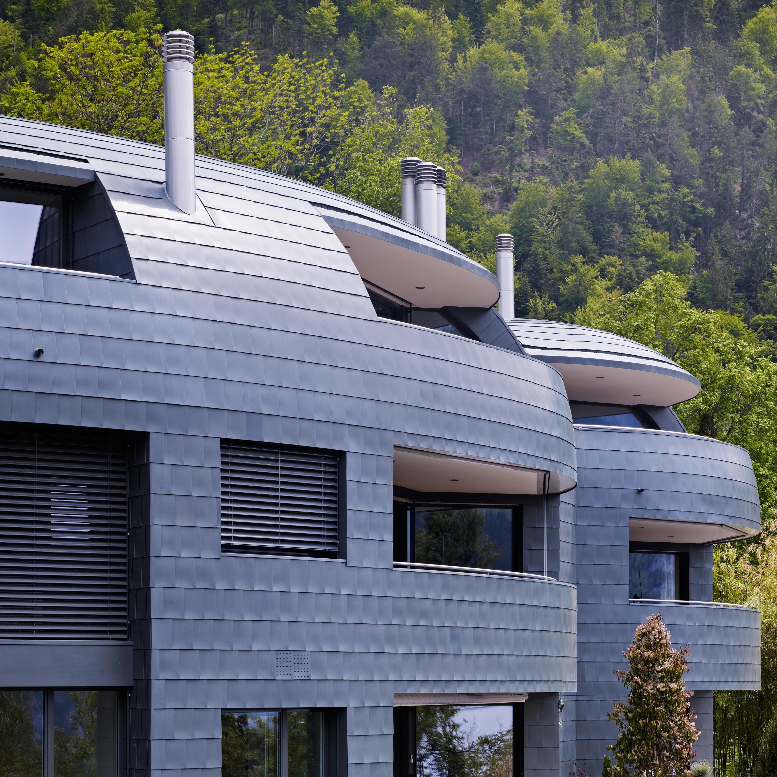 Mostra il prodotto Roof covering | Tiles del produttore RHEINZINK