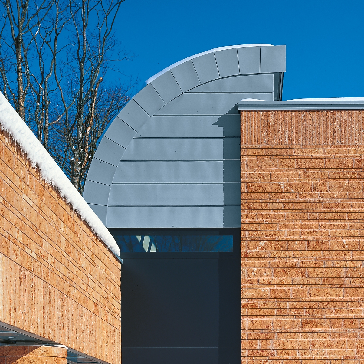 Display product Architectural details | Mauer- & Ortgangabdeckung from manufacturer RHEINZINK