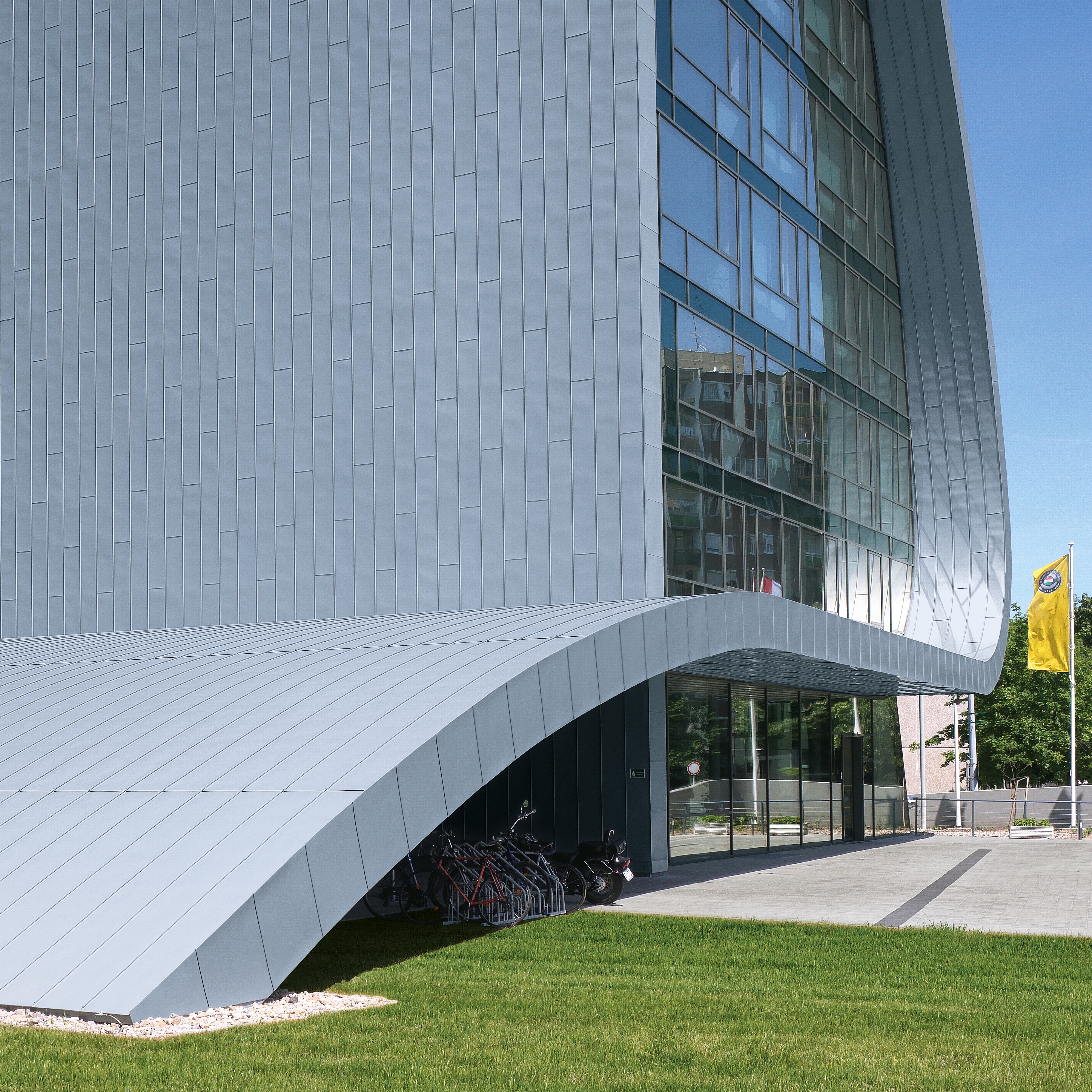 Display product Seam systems | Angled standing seam from manufacturer RHEINZINK