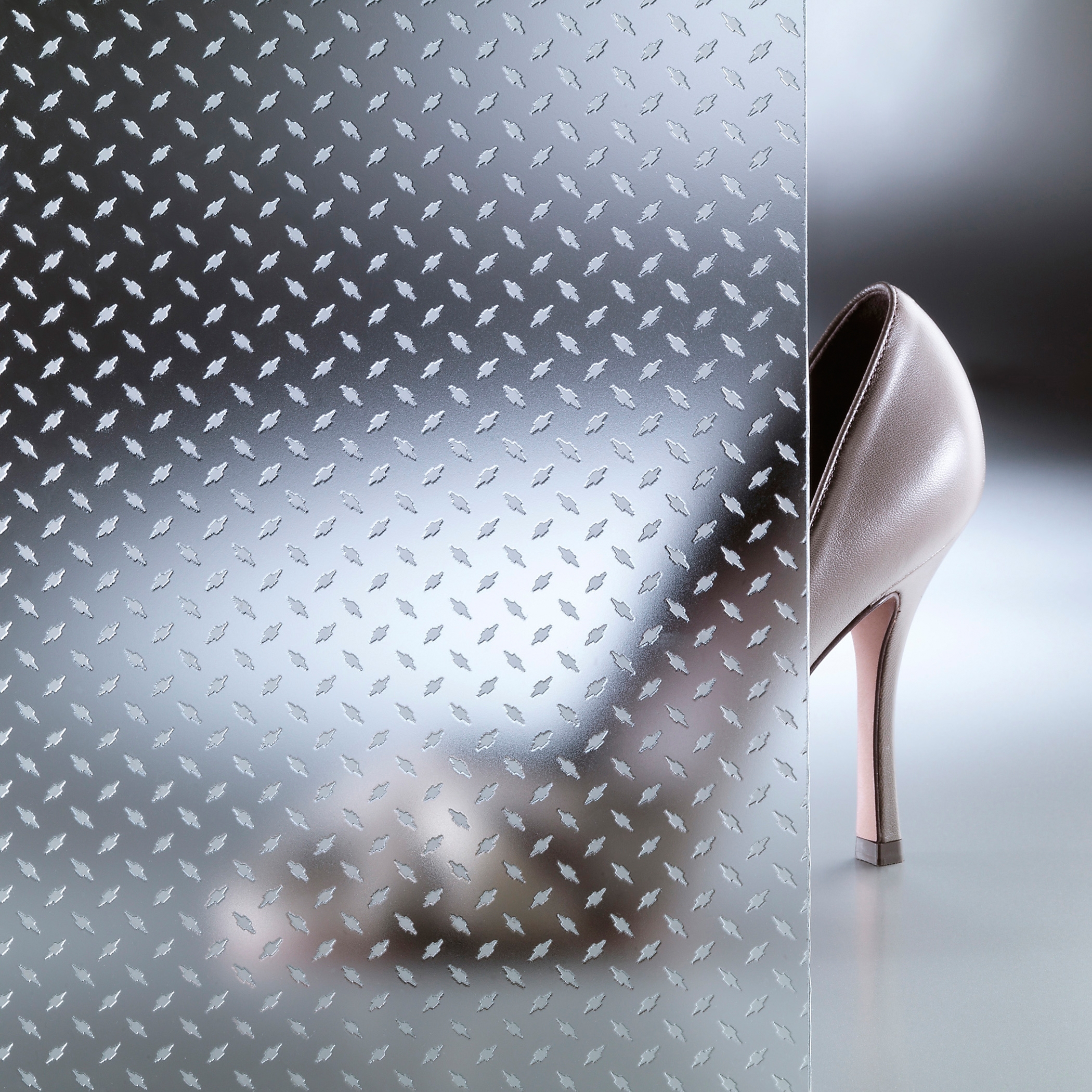 Display product CriSamar® STEP Incus-S from manufacturer Sevasa