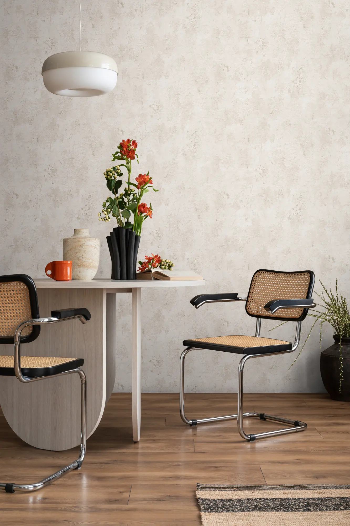 View of TEXTURE ART | LIGHT GRAY CONCRETE-LOOK WALLPAPER - Wall coverings ...