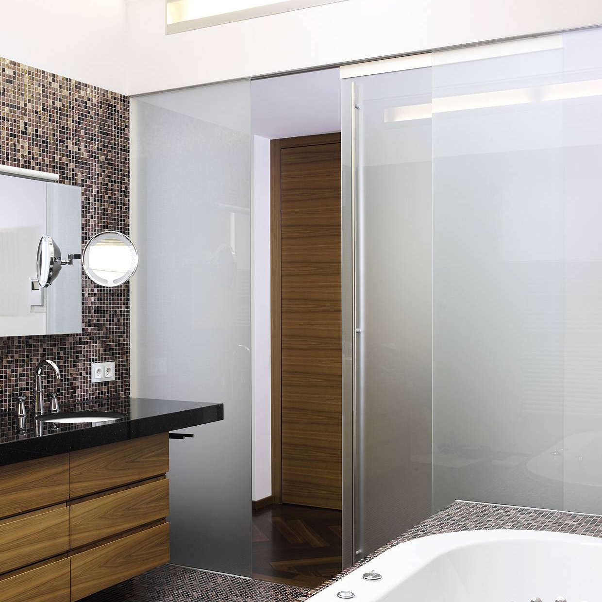 Afficher le produit GM TOPROLL 100 du fabricant Glas Marte