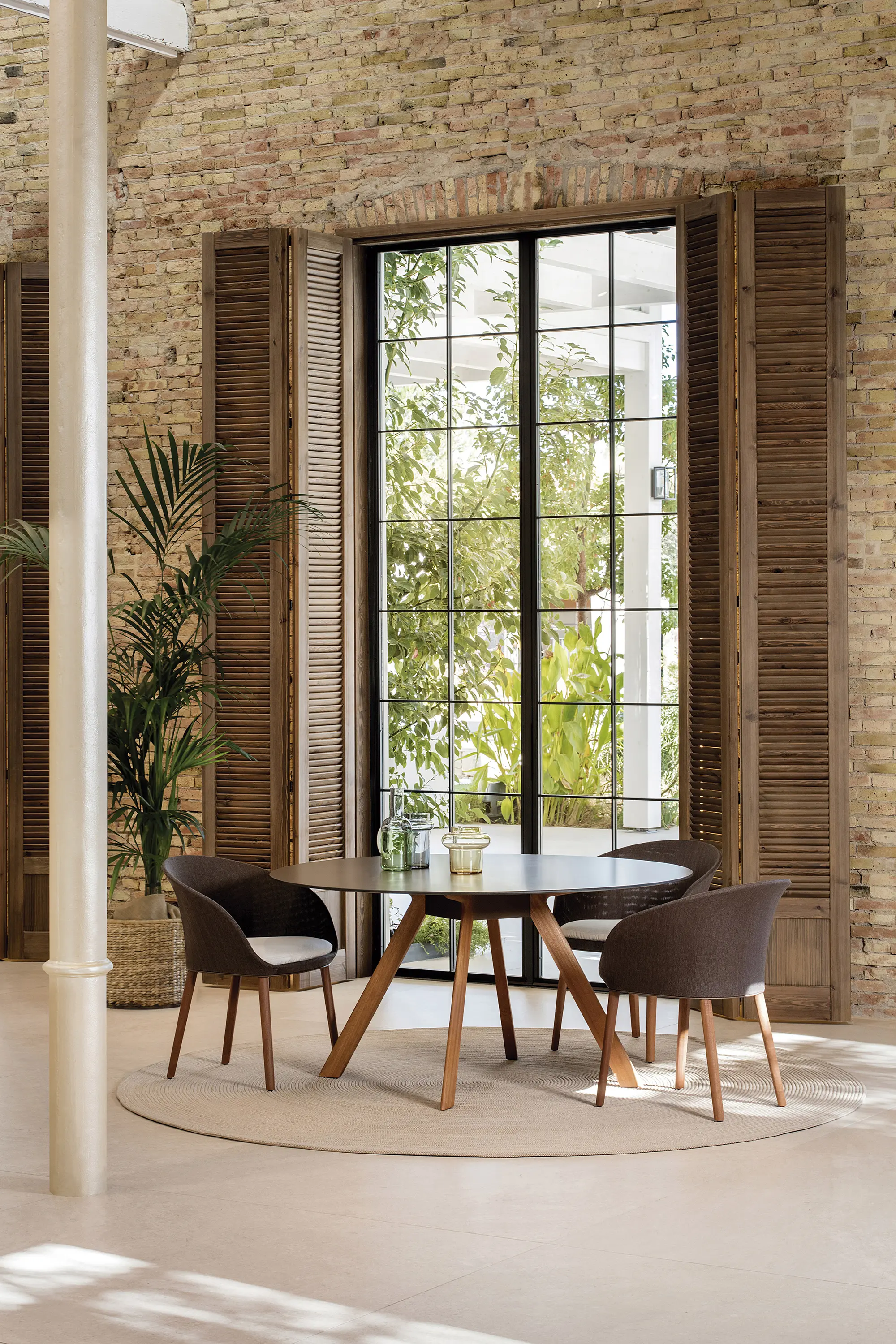 Expormim - Blum Dining armchair with solid wood legs