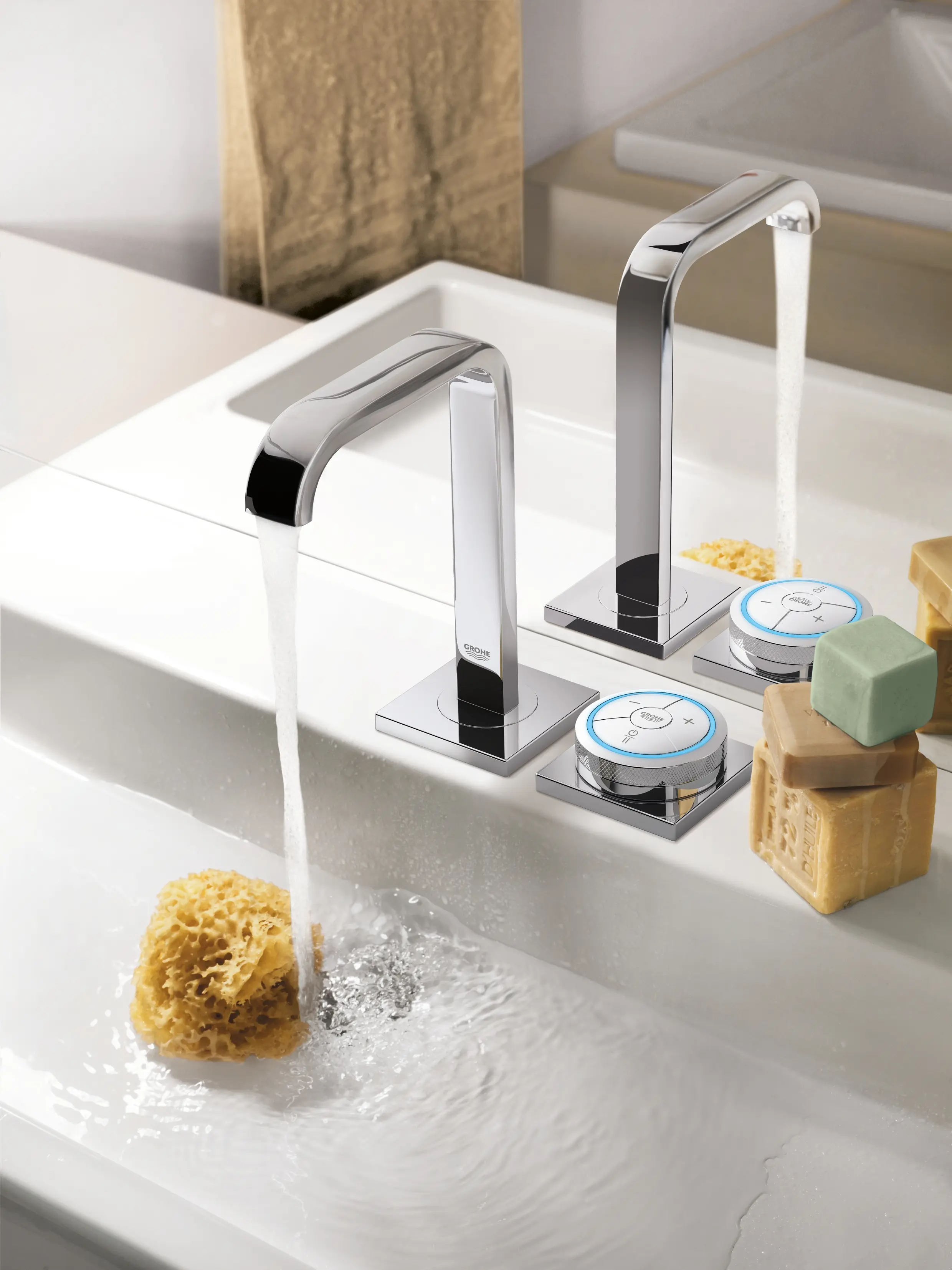 GROHE - Veris F-digital Digital basin mixer S-Size