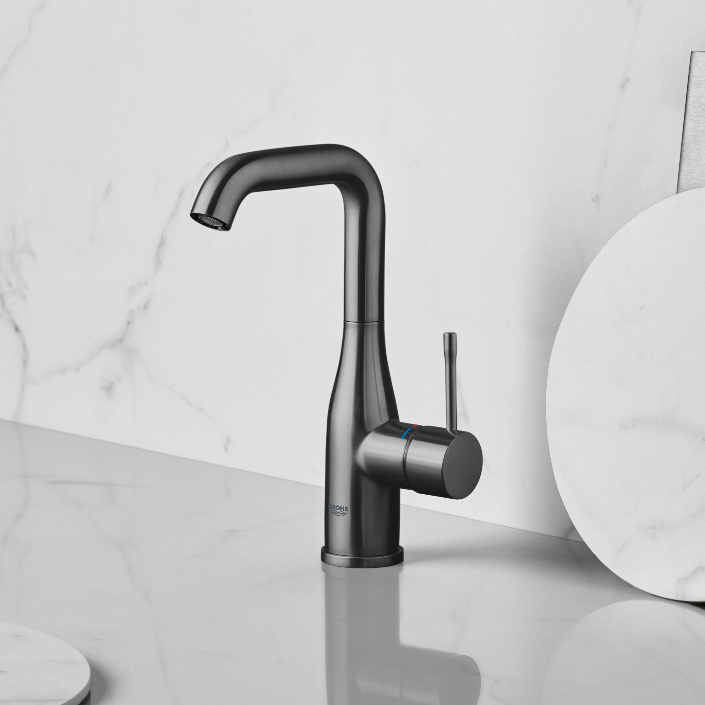 Display product Essence Single-lever basin mixer 1/2″ L-Size from manufacturer GROHE