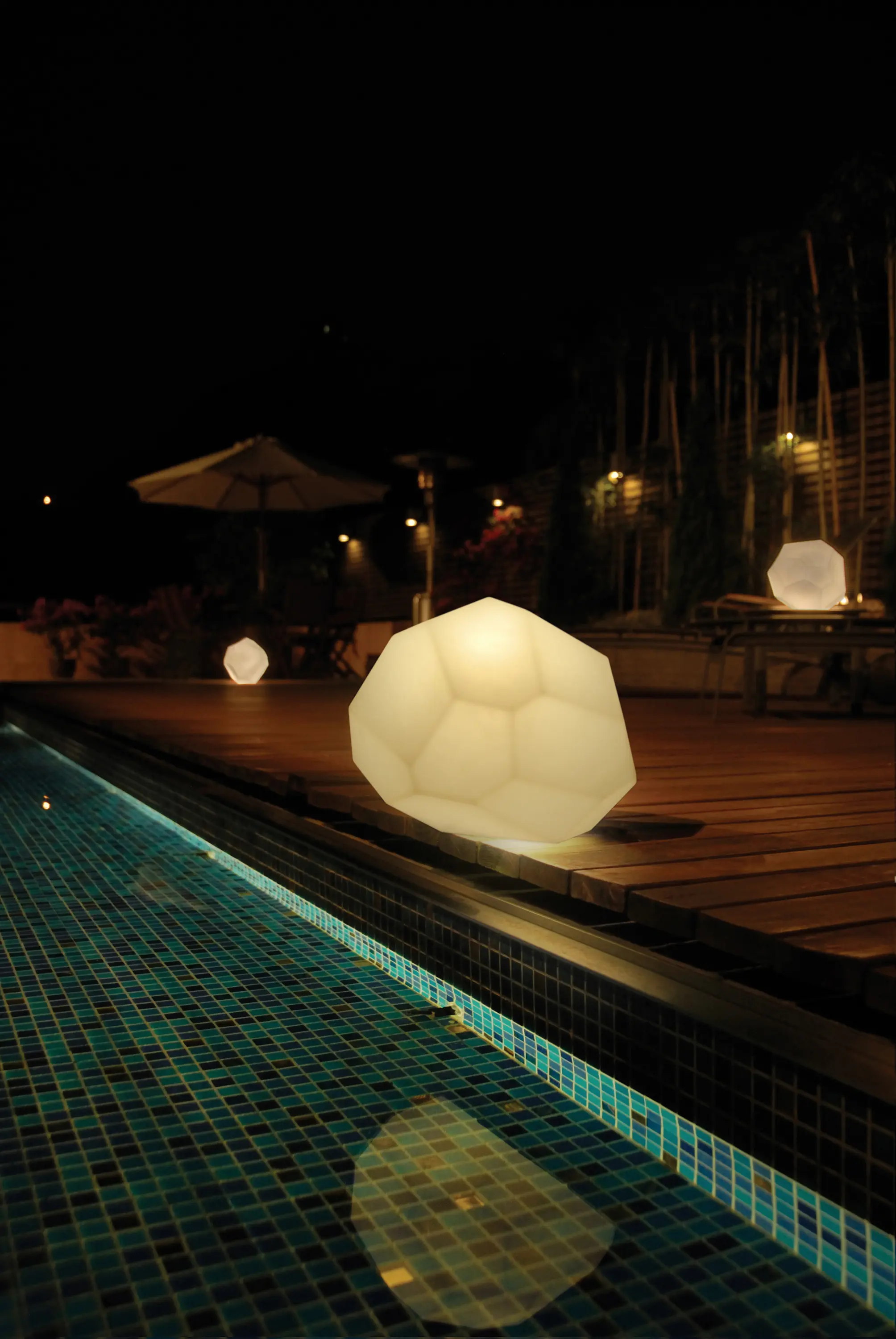 Innermost - Asteroid Table Lamp / Outdoor Lighting