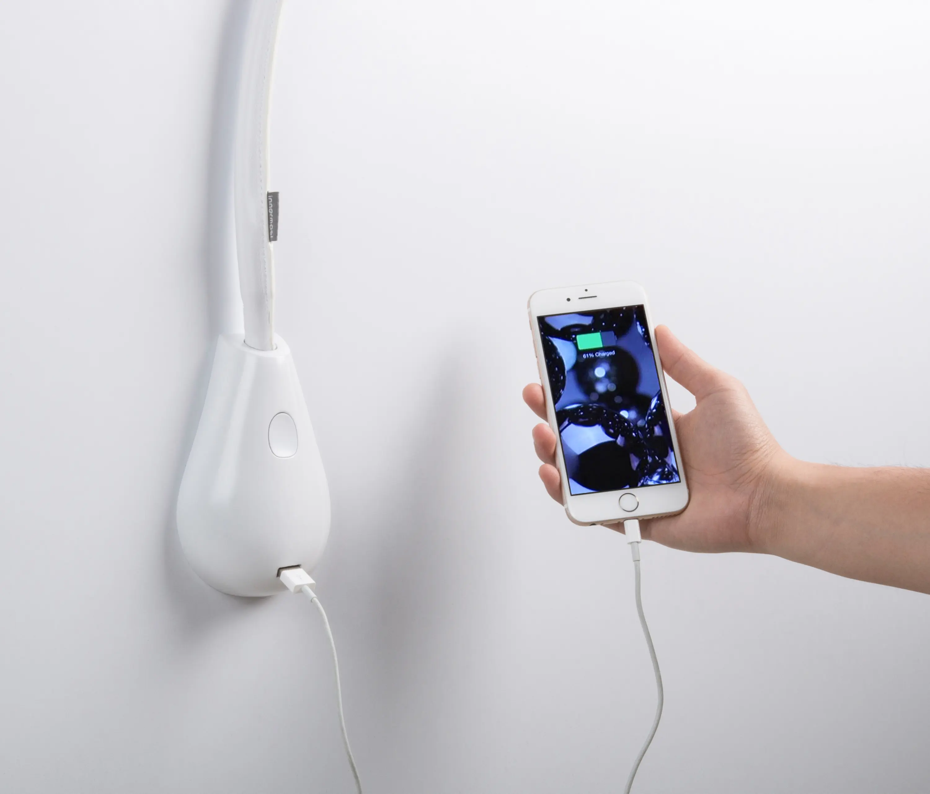 Innermost - Cobra Wall Lamp