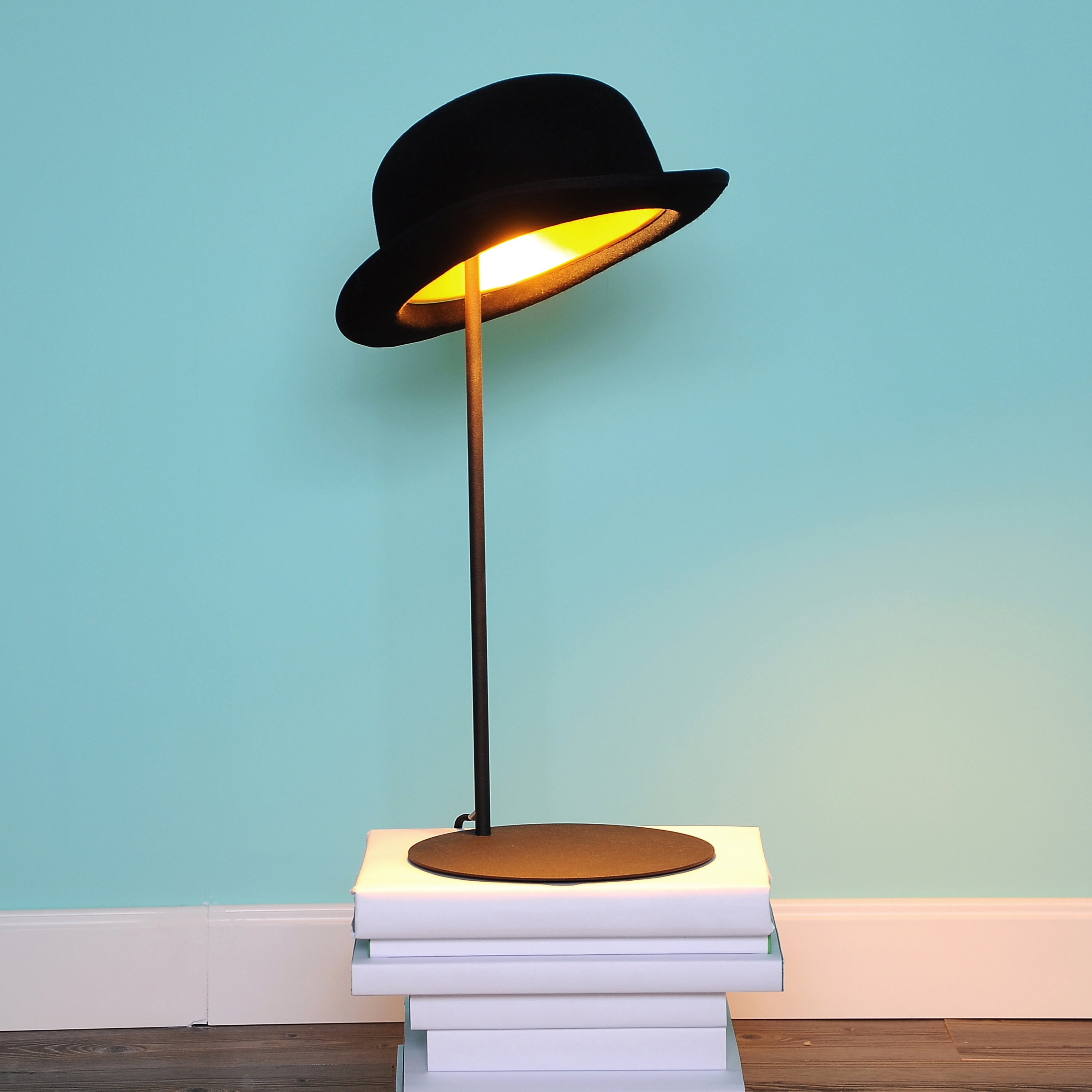 Mostrar el producto Jeeves Table Lamp del fabricante Innermost