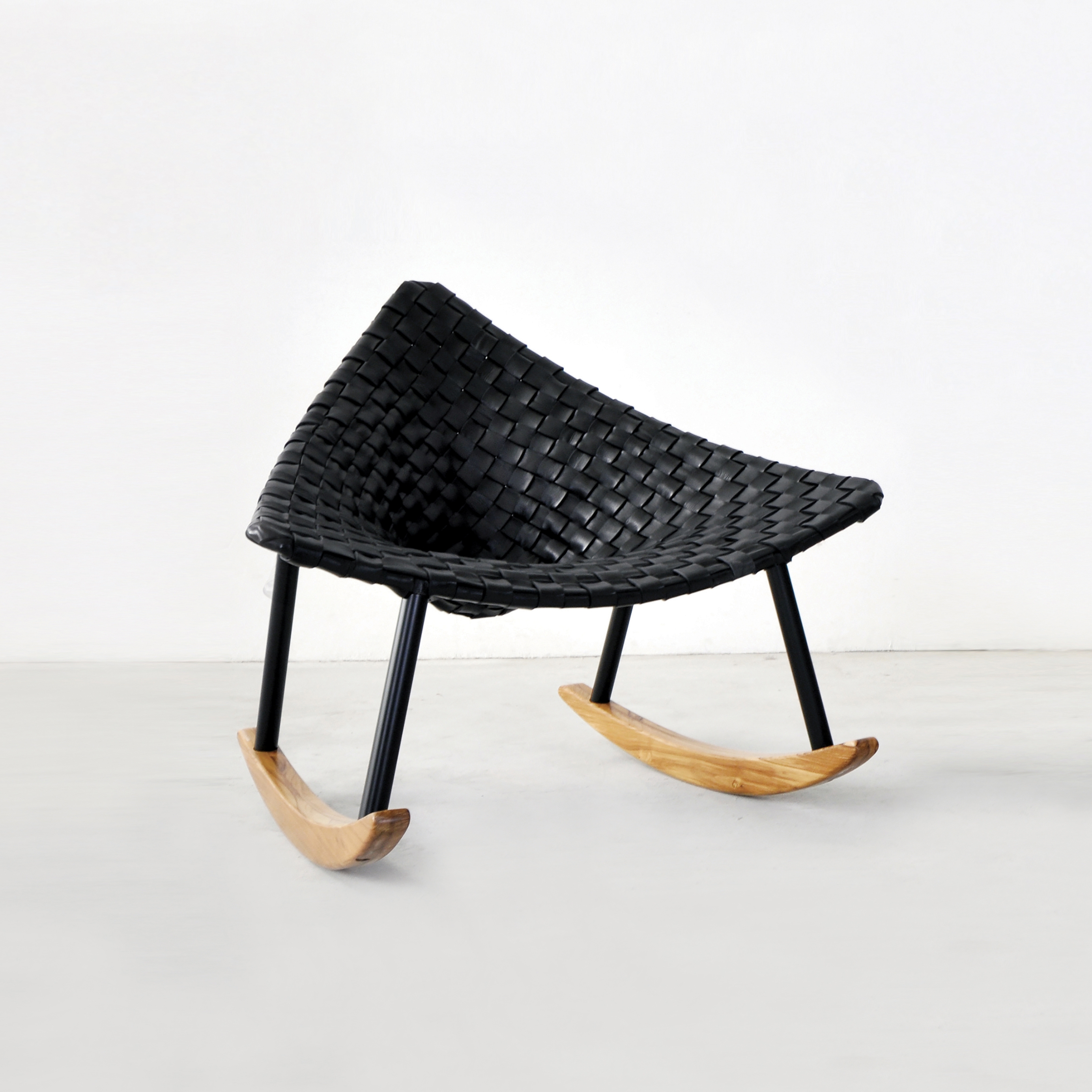 Mostrar el producto Aviva Rocker del fabricante Innermost