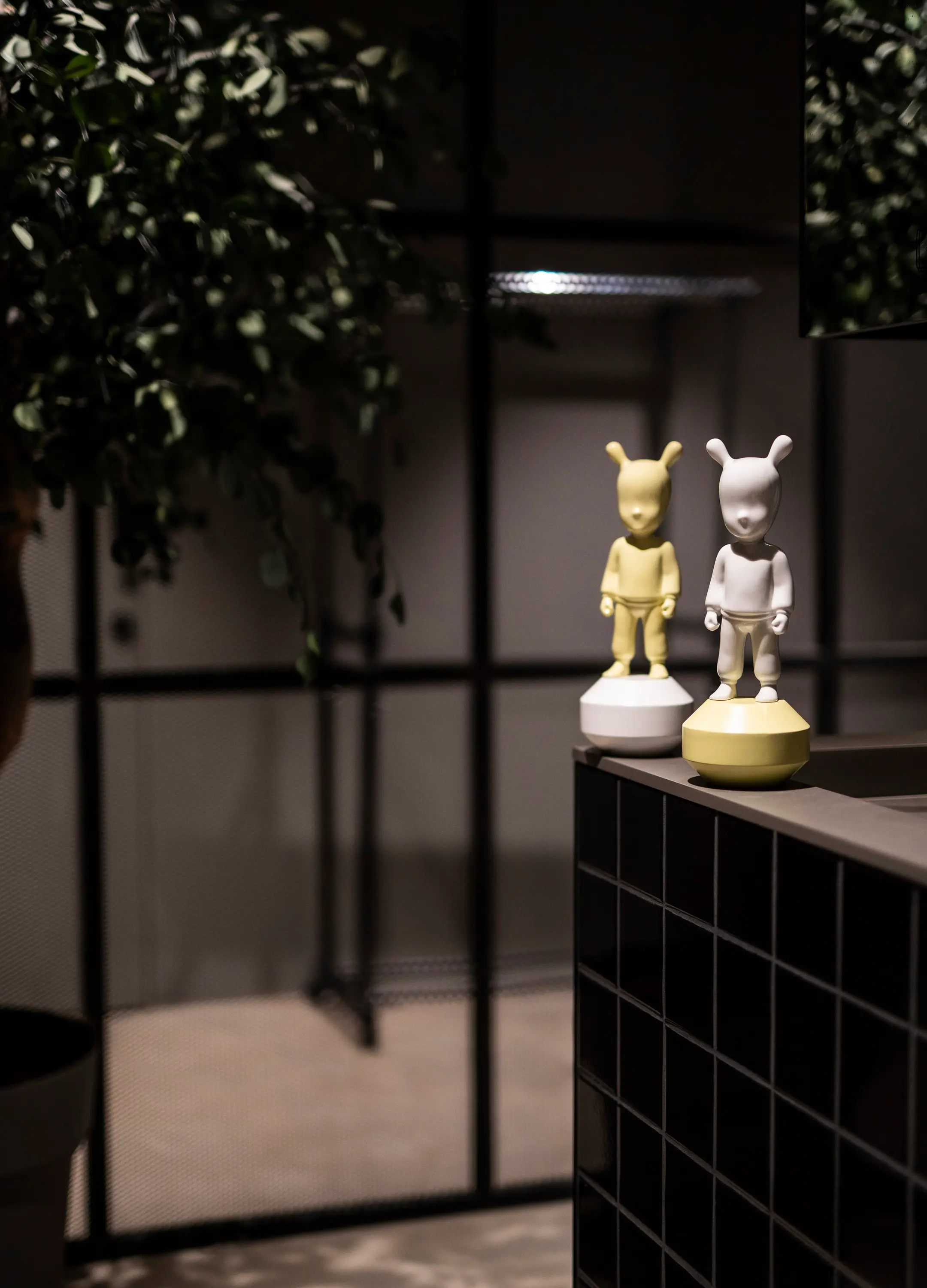 Lladró - The Guest Figura by Jaime Hayon | Serie numerada
