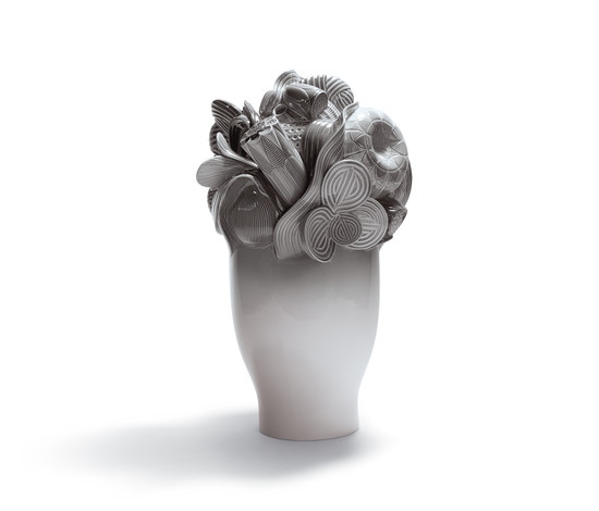Mostra il prodotto Naturofantastic - Large vase (grey) del produttore Lladró