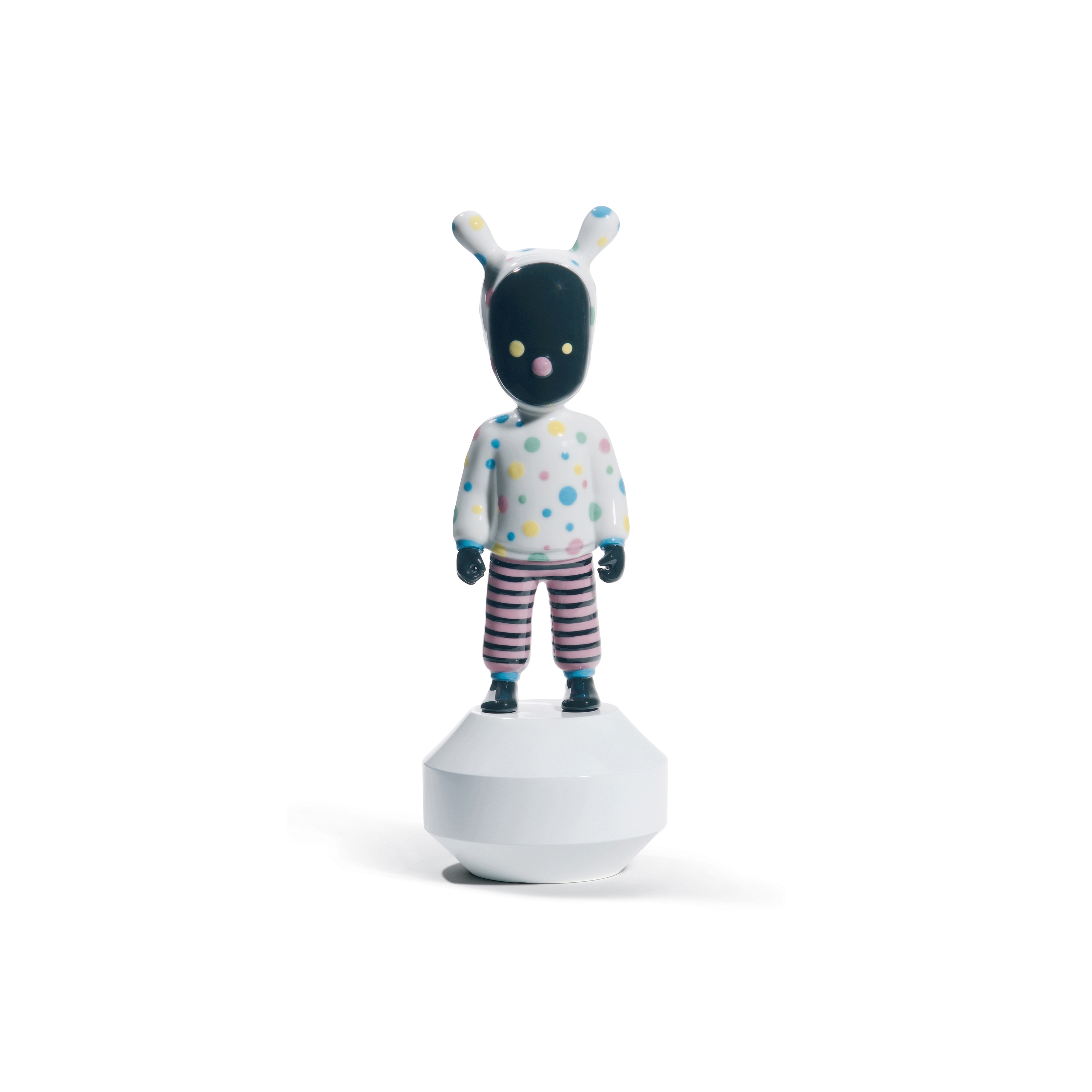 Display product The Guest by Devilrobots Figurine | Small Model | Numbered Edition from manufacturer Lladró