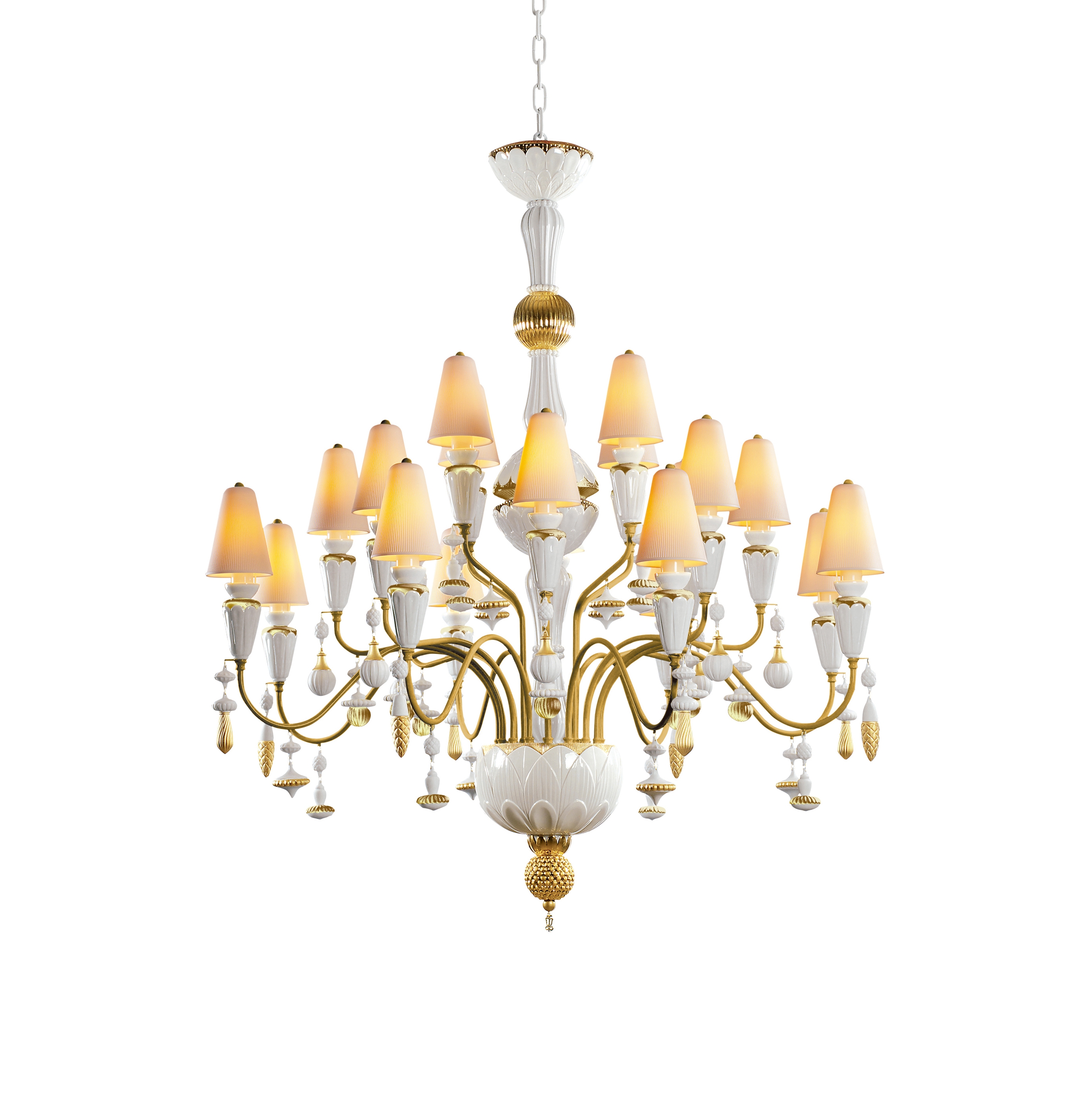 Mostra il prodotto Ivy and Seed 20 Lights Chandelier | Medium Model | Golden Luster (CE/UK) del produttore Lladró