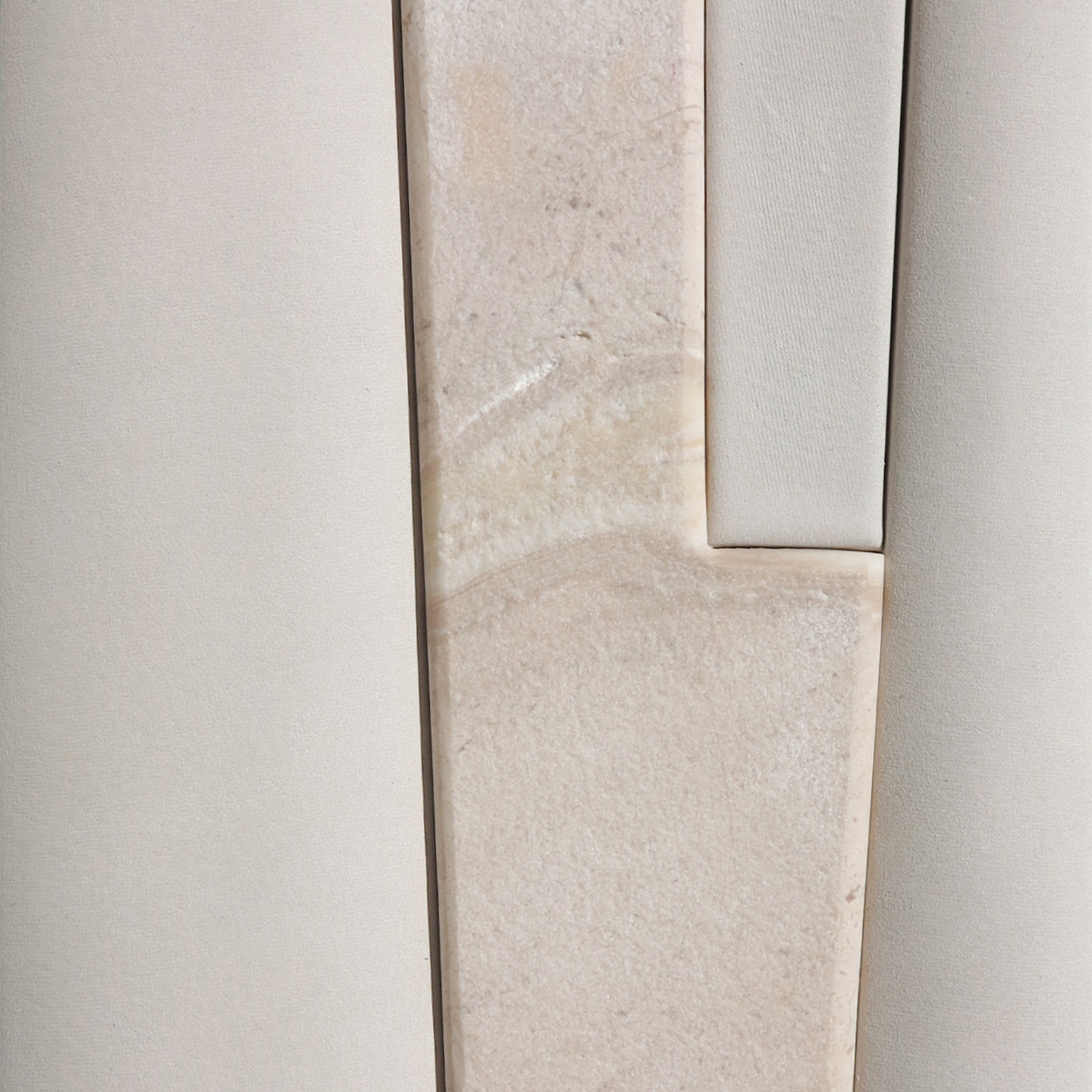Mostrar el producto Lapis del fabricante Studioart Leather Interiors