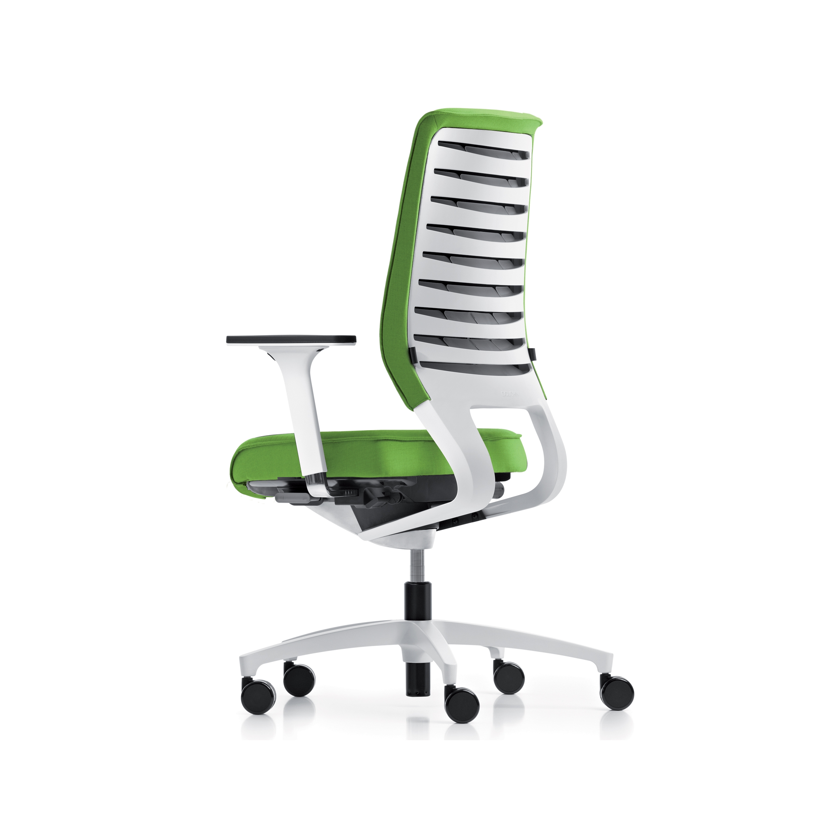 Afficher le produit X-Code pure soft Swivel chair du fabricant Dauphin