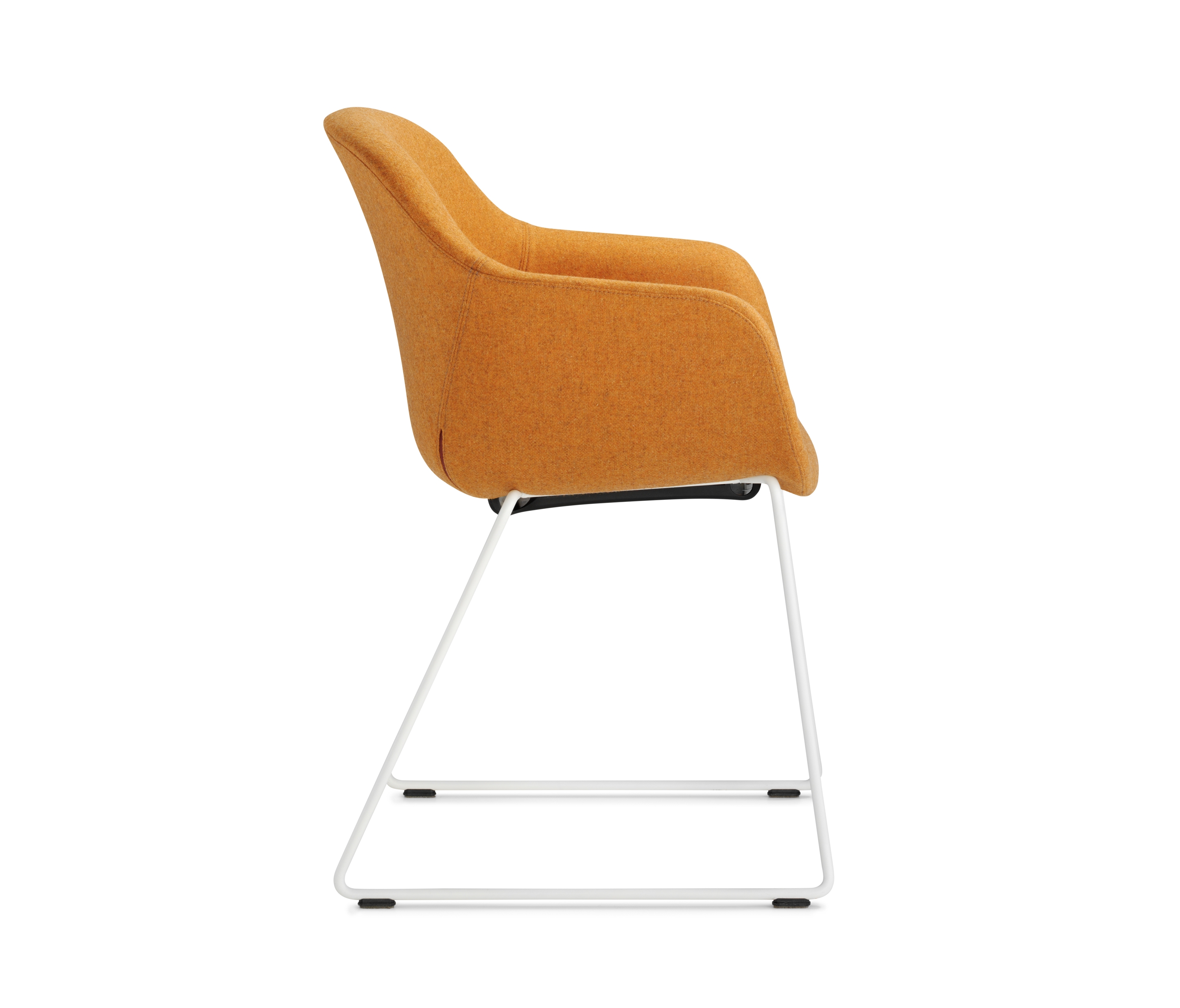 Mostrar el producto Fiore club Skid base with fully upholstered shell del fabricante Dauphin