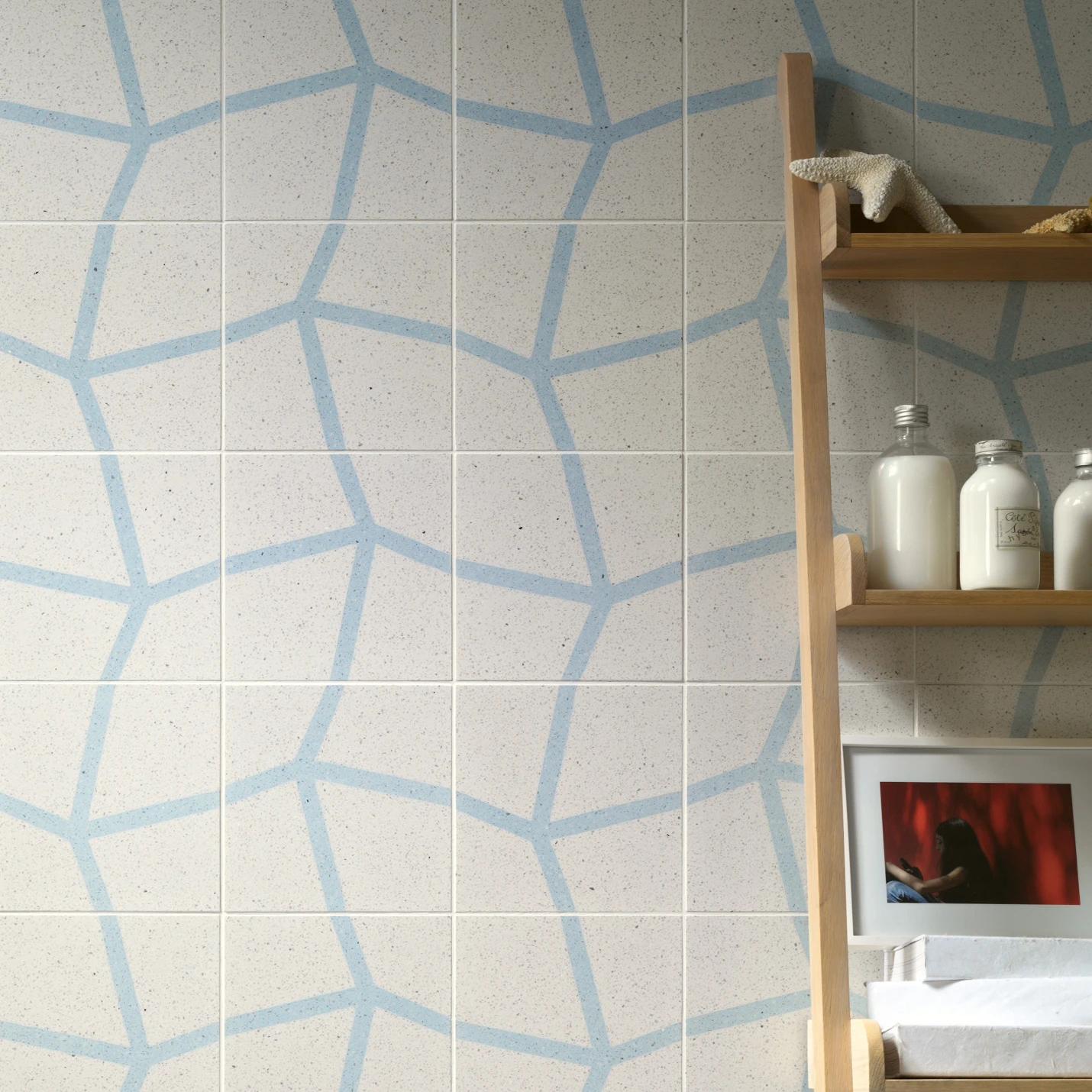 CONTEMPORARY DECORATIONS