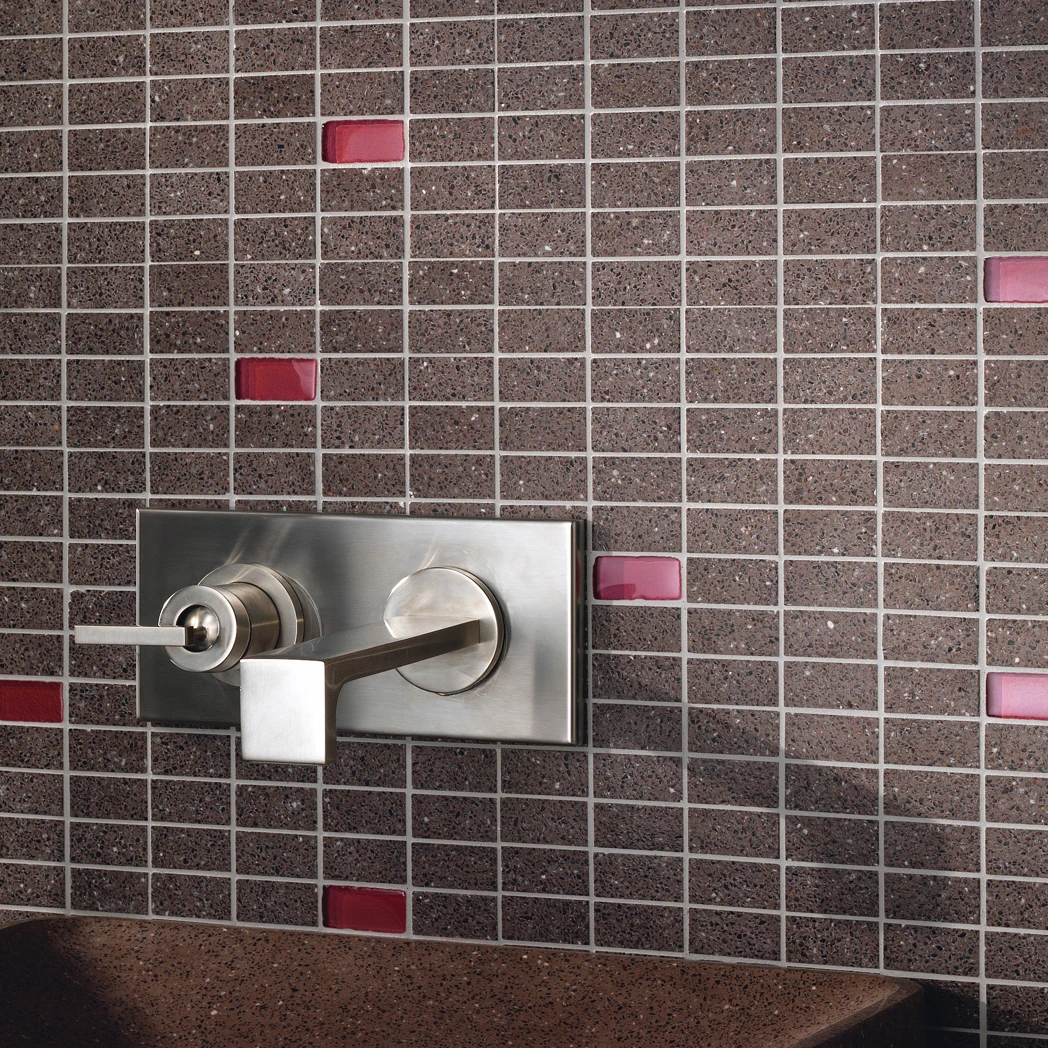 MOSAIKE & EINGESCHNITTENE FLIESEN