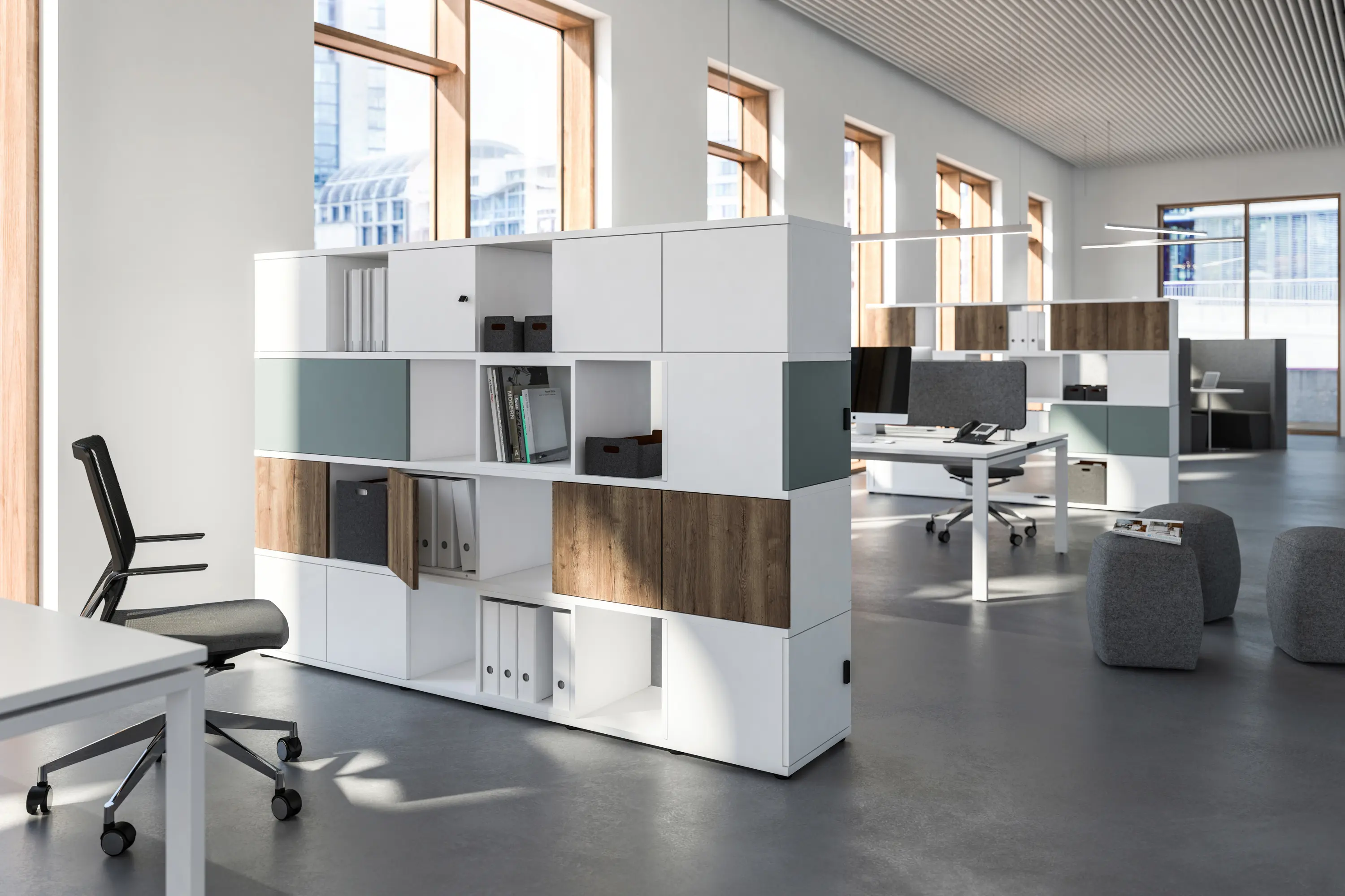 Assmann Büromöbel - Cubas Raumgliederndes Stauraumsystem mit drehbaren Modulen