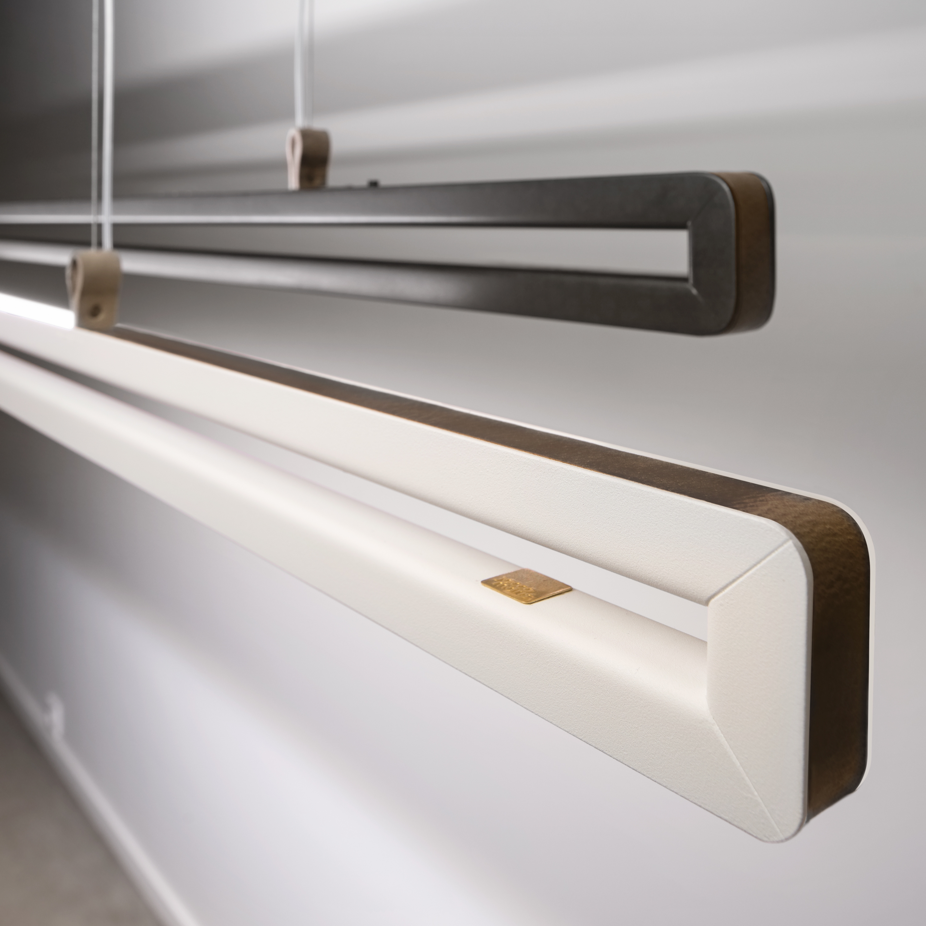 Mostra il prodotto Framed suspension up-down del produttore Jacco Maris