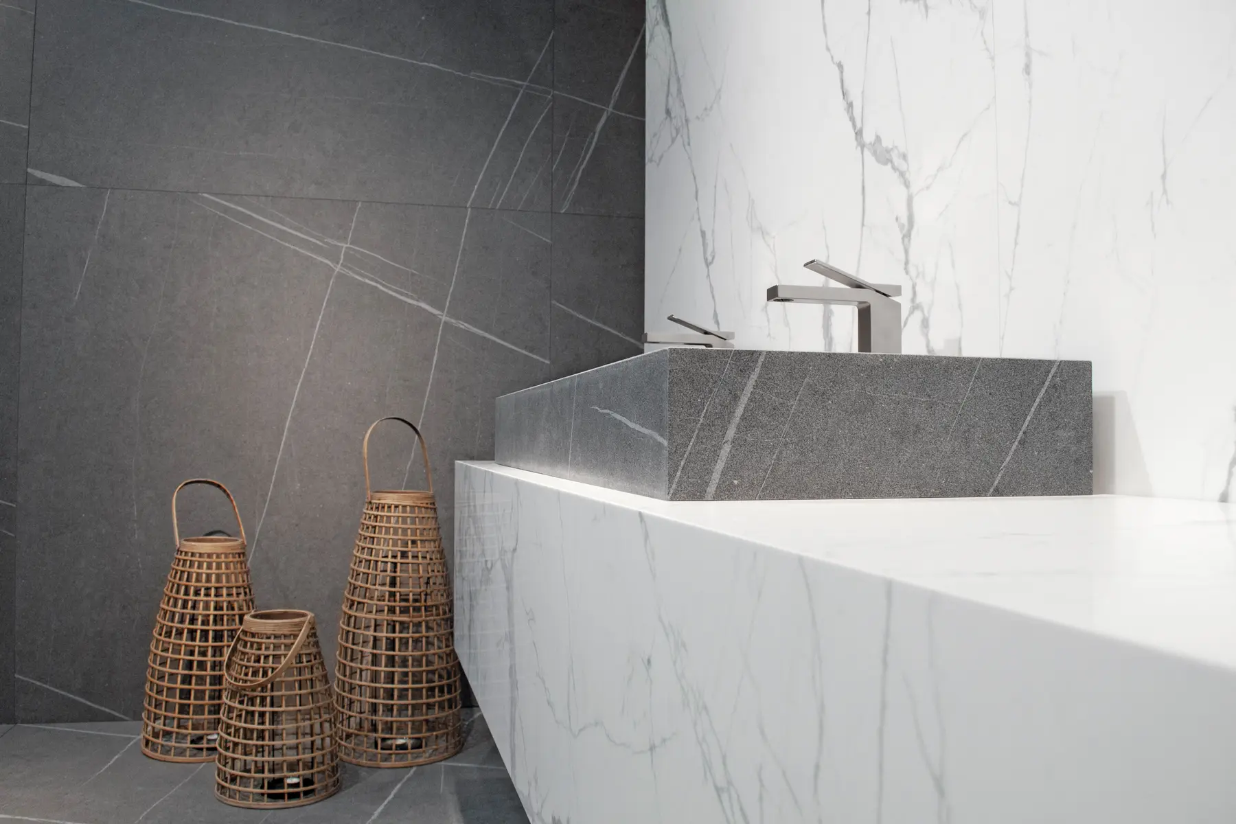 INALCO - Hydra 117x43 Petra Crema Bocciardato