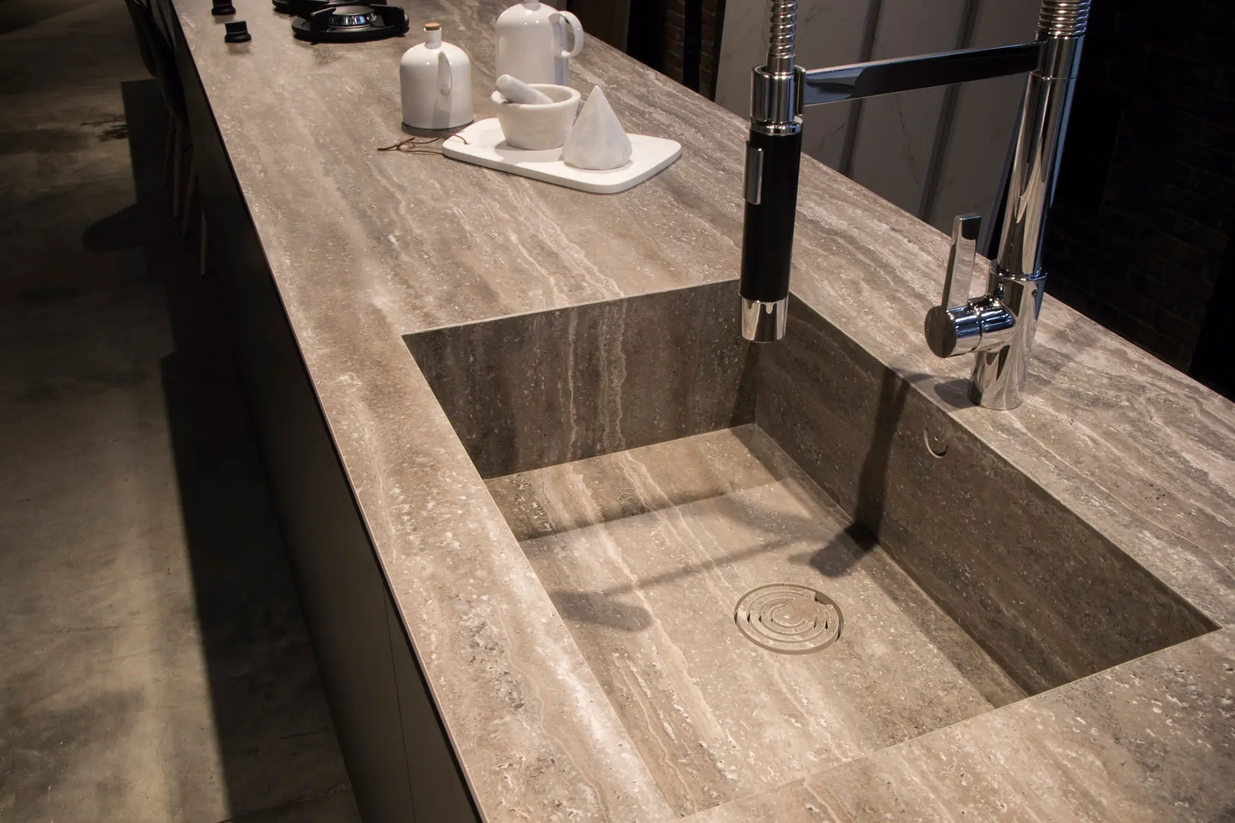 INALCO - Geo MDi Gris Bush-hammered