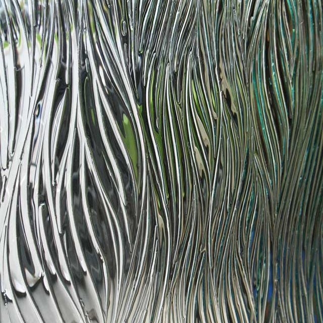 Display product Willow from manufacturer Nathan Allan Glass Studios