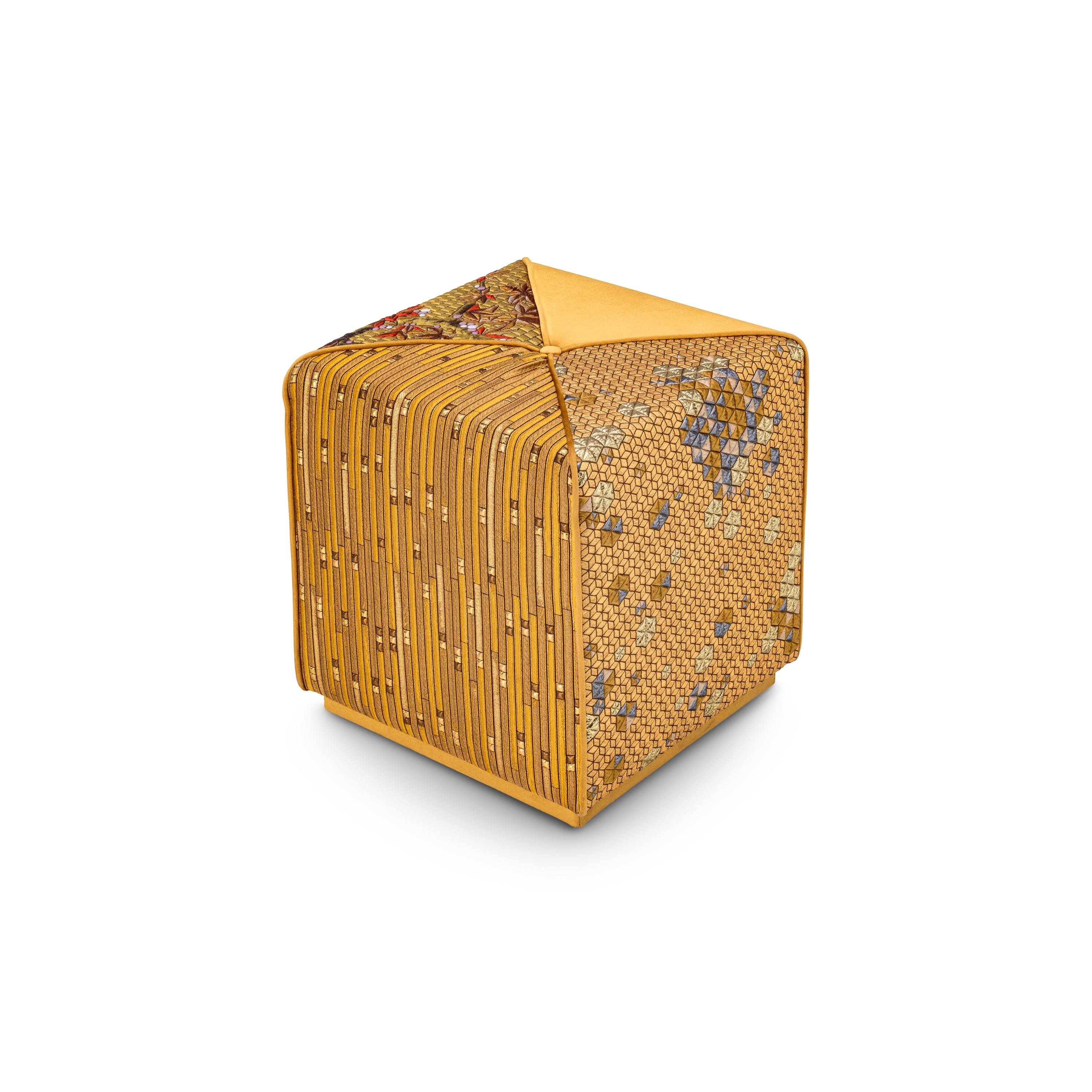 Chamaleon Ottoman