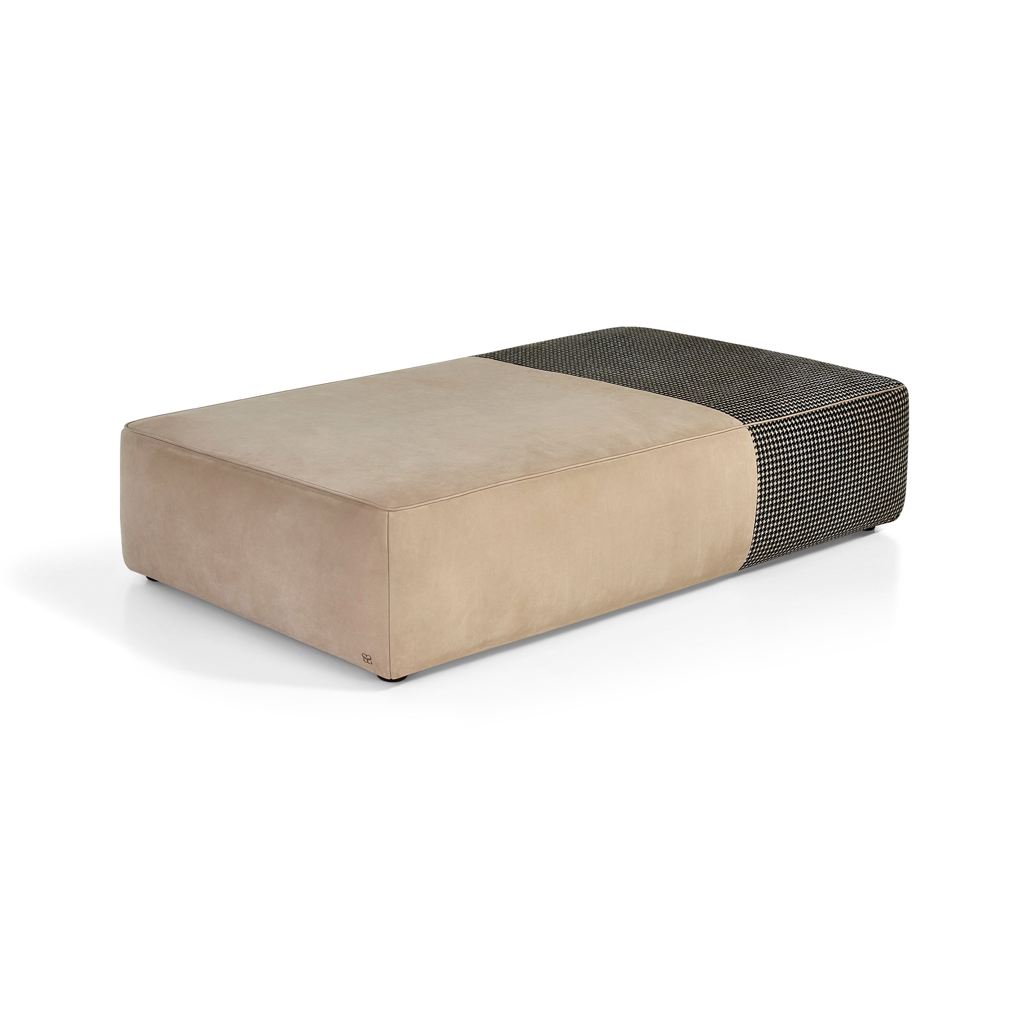 Mostra il prodotto Alec Rectangular Pouf del produttore SICIS