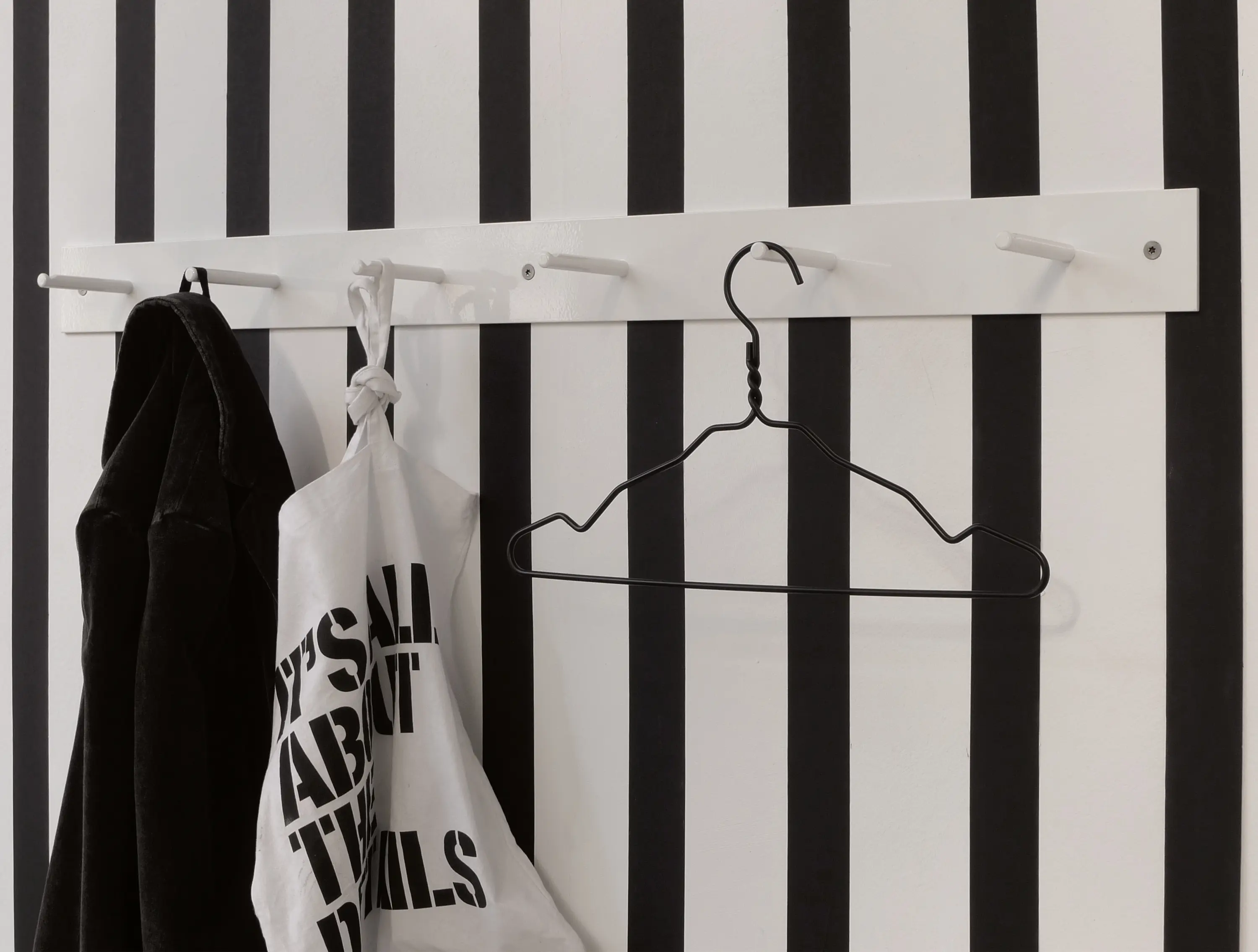 Atelier Haußmann - Hellogoodbye Coatrack