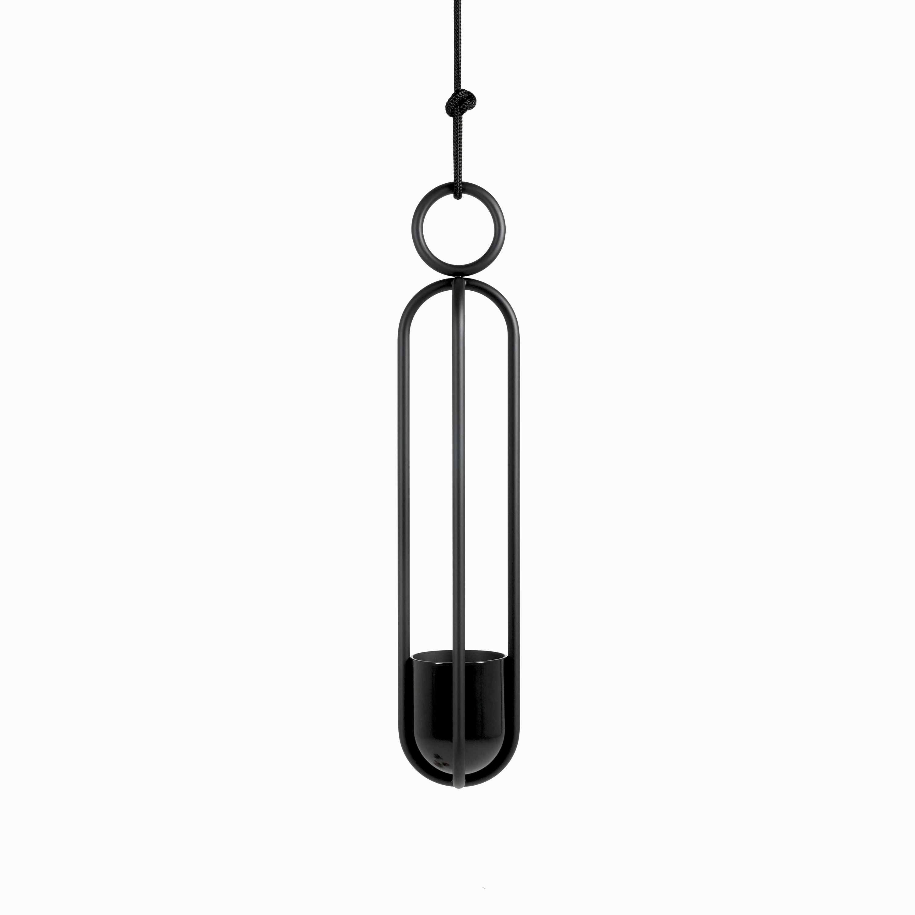 Produkt Blumenampel Raumobjekt des Herstellers Atelier Haußmann anzeigen